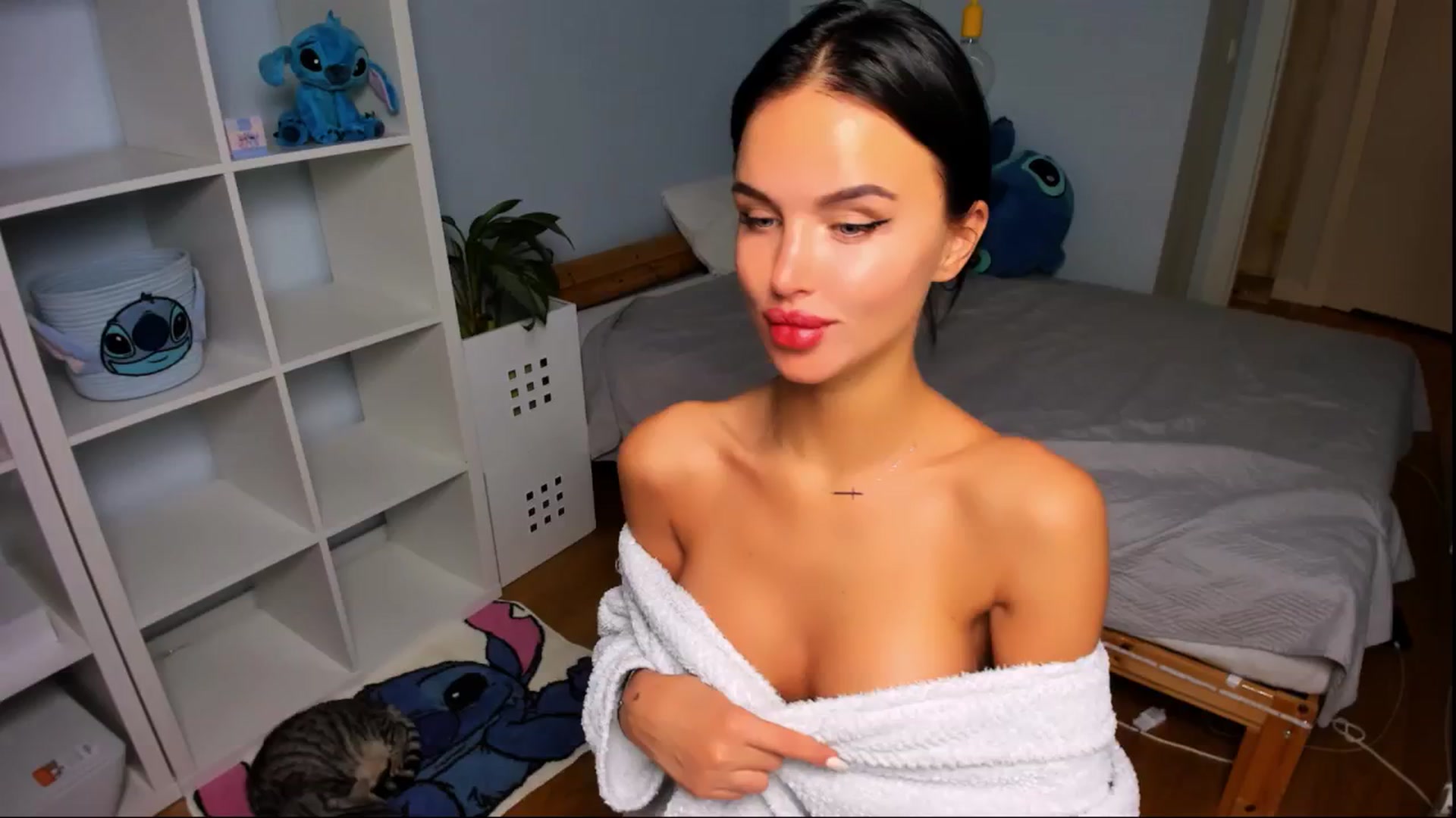 Gallery image thumbnail from Jennifercutie's myfreecams stream on, 08/24/2024, 22:56 image 13 of 20