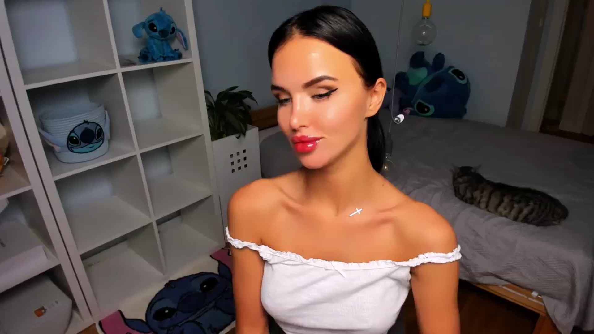 Gallery image thumbnail from Jennifercutie's myfreecams stream on, 08/25/2024, 18:11 image 14 of 20