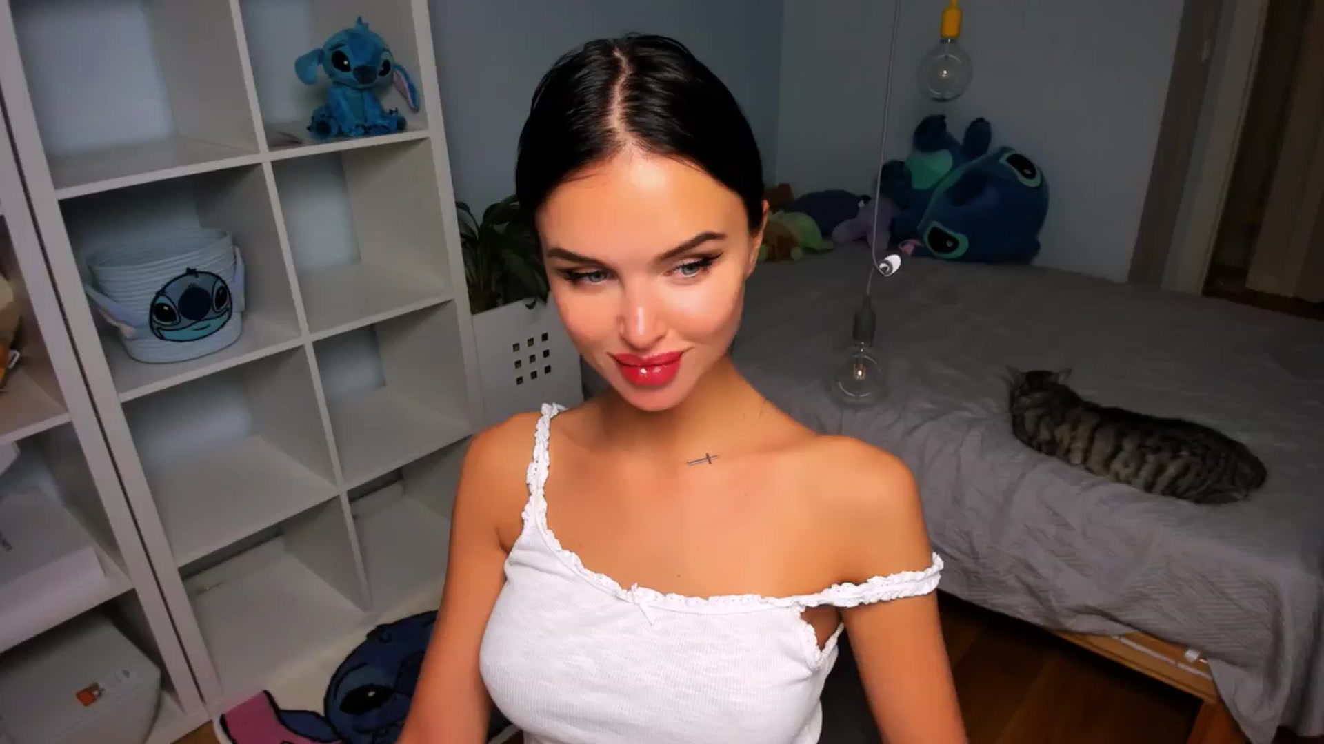 Gallery image thumbnail from Jennifercutie's myfreecams stream on, 08/25/2024, 18:11 image 13 of 20