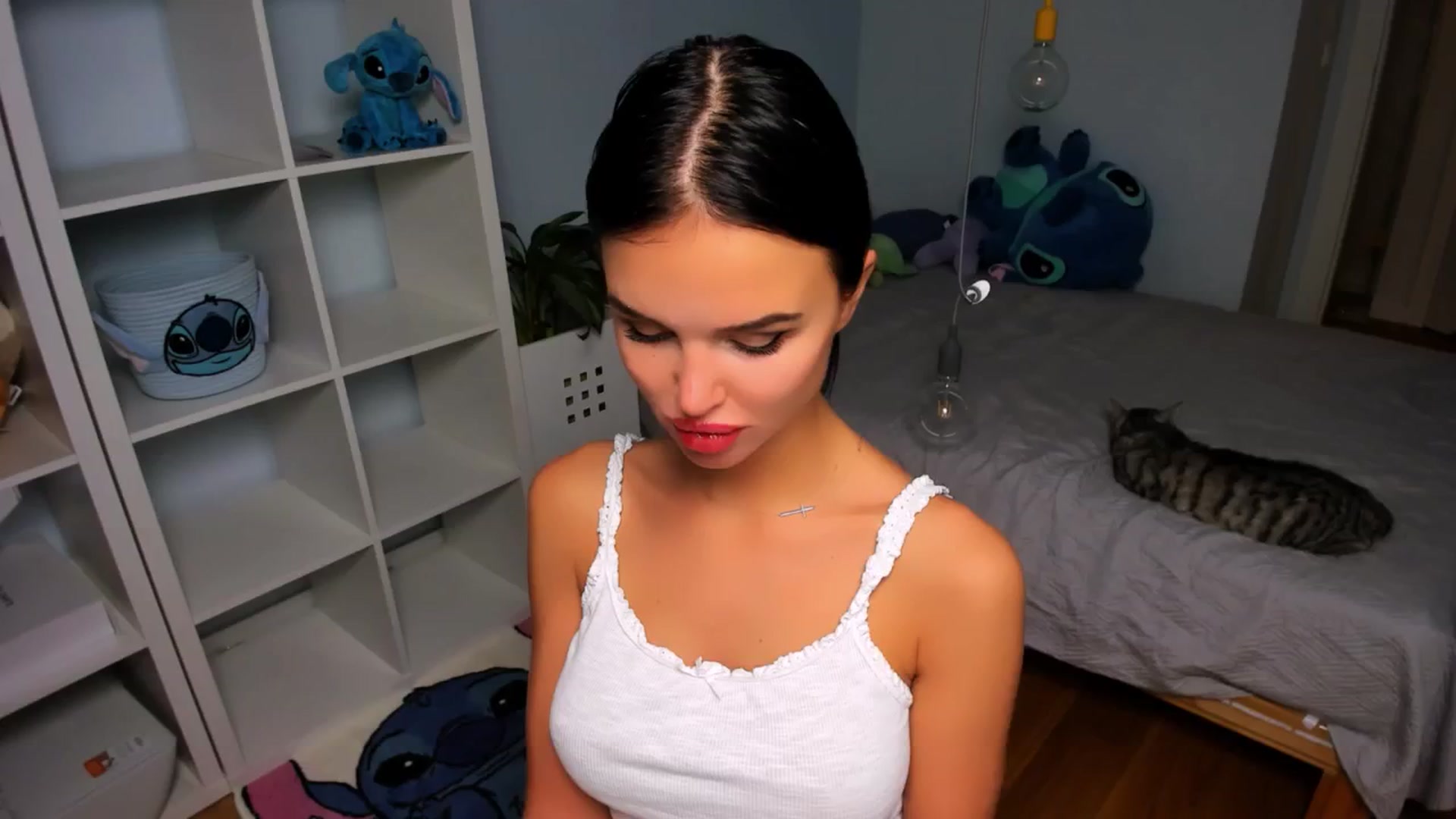 Gallery image thumbnail from Jennifercutie's myfreecams stream on, 08/25/2024, 18:11 image 15 of 20