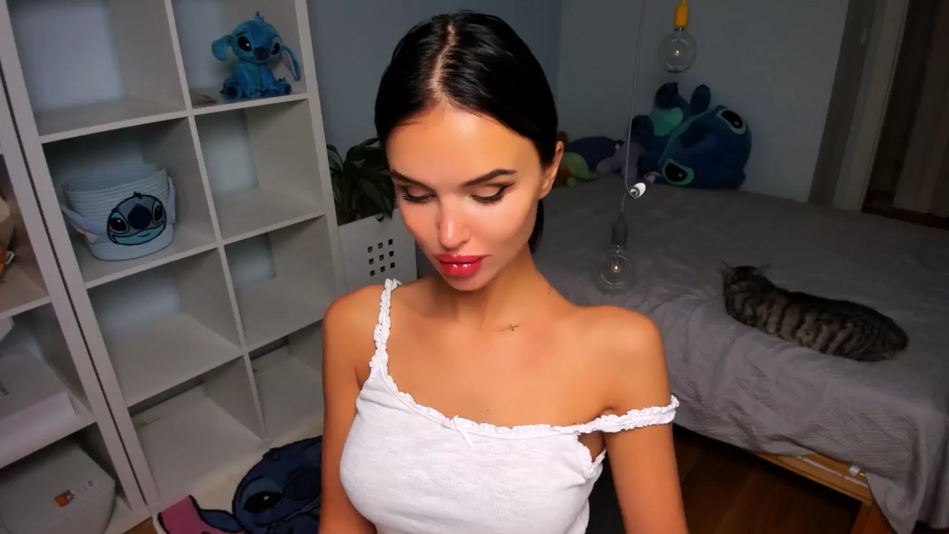 Gallery image thumbnail from Jennifercutie's myfreecams stream on, 08/25/2024, 18:11 image 12 of 20