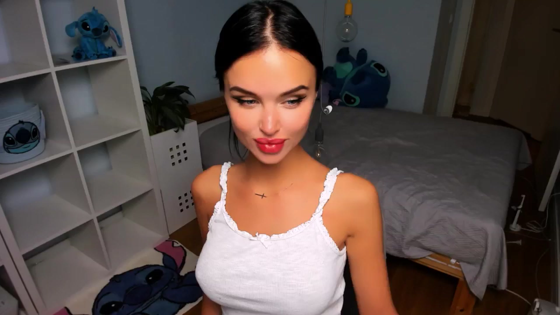 Gallery image thumbnail from Jennifercutie's myfreecams stream on, 08/25/2024, 19:30 image 8 of 20