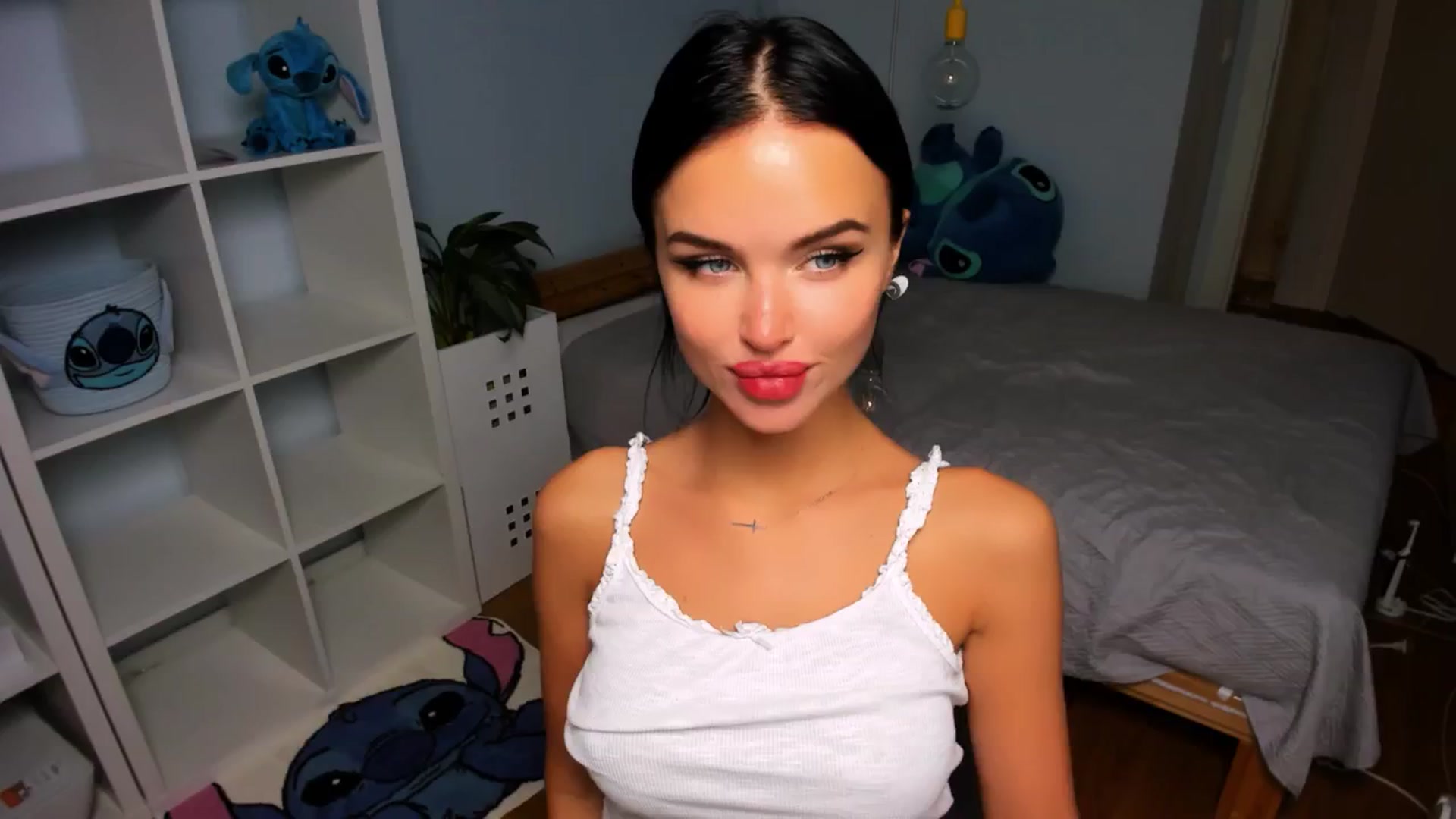 Gallery image thumbnail from Jennifercutie's myfreecams stream on, 08/25/2024, 19:52 image 20 of 20