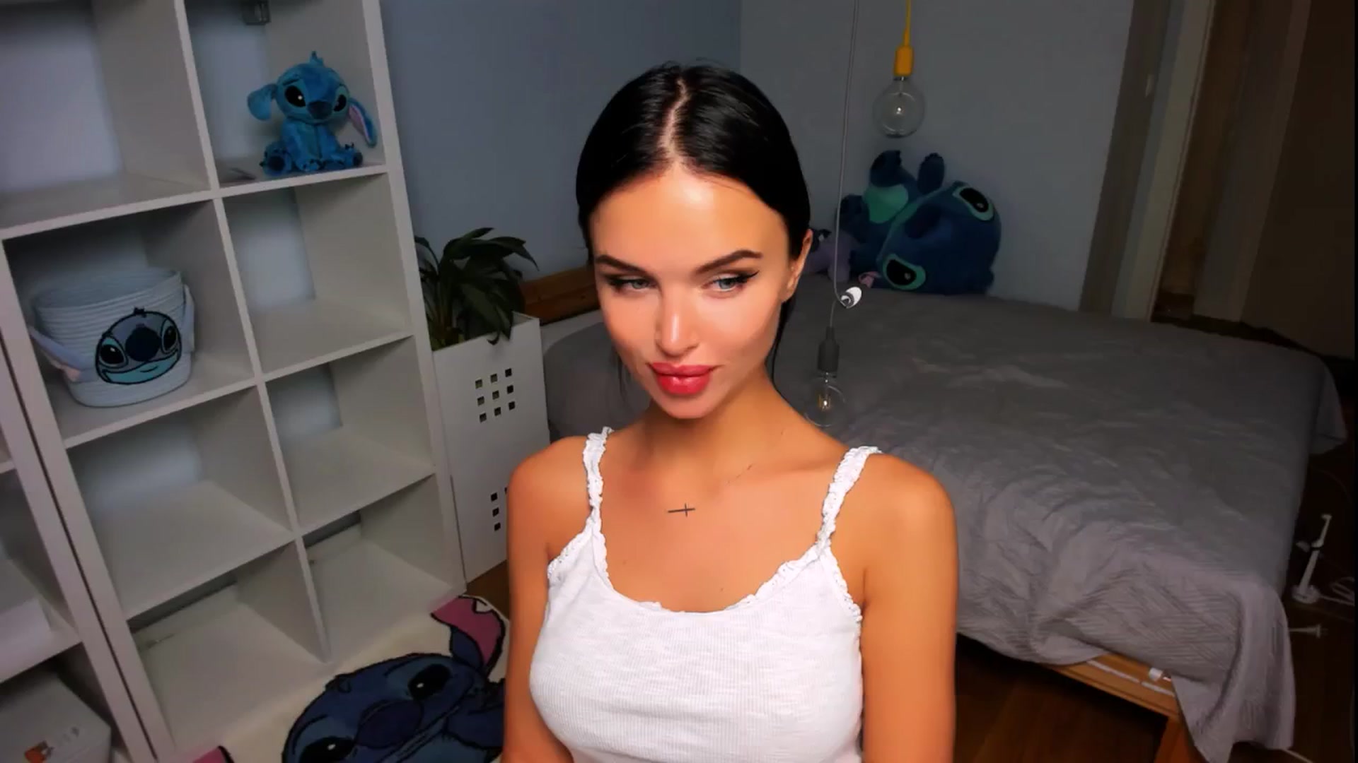 Gallery image thumbnail from Jennifercutie's myfreecams stream on, 08/25/2024, 21:23 image 9 of 20