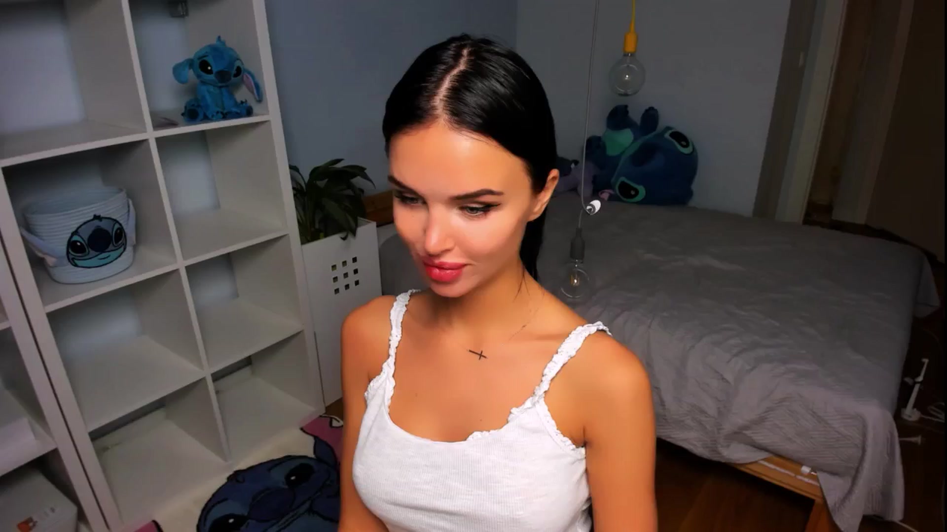 Gallery image thumbnail from Jennifercutie's myfreecams stream on, 08/25/2024, 21:23 image 5 of 20