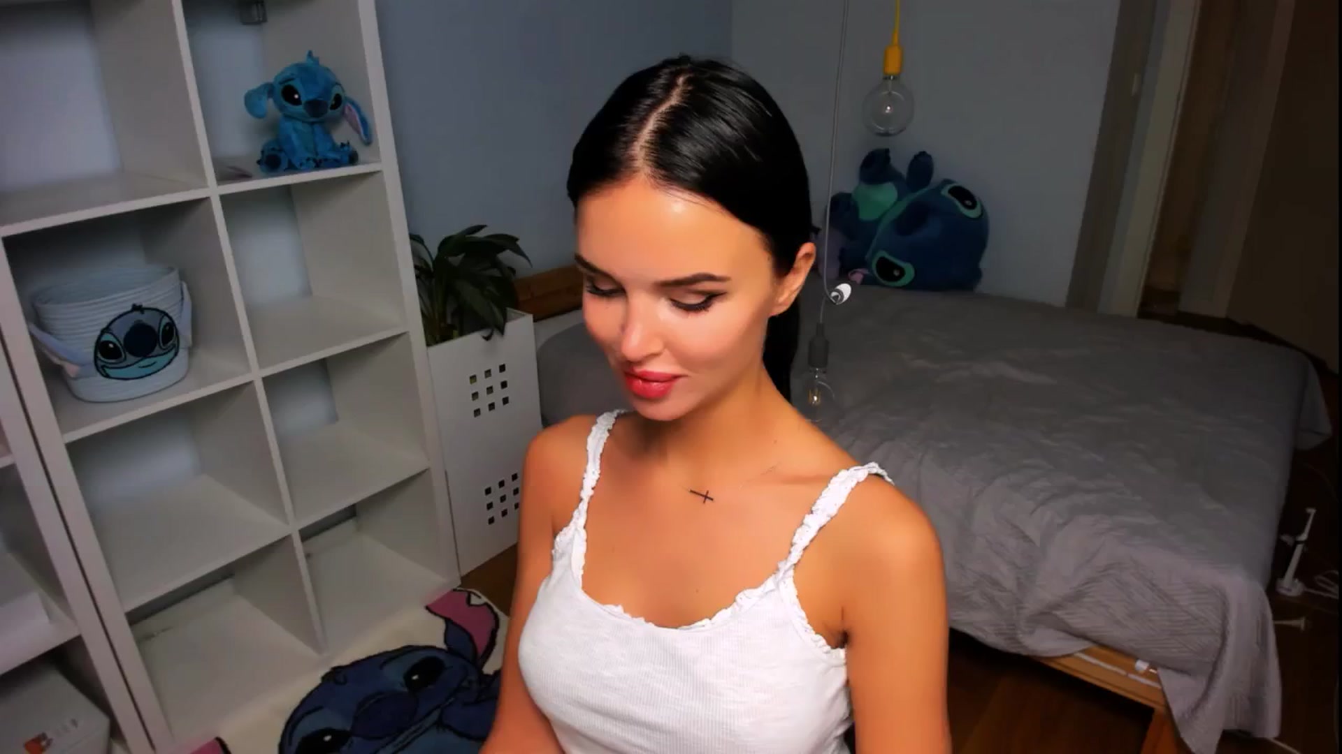 Gallery image thumbnail from Jennifercutie's myfreecams stream on, 08/25/2024, 21:23 image 7 of 20