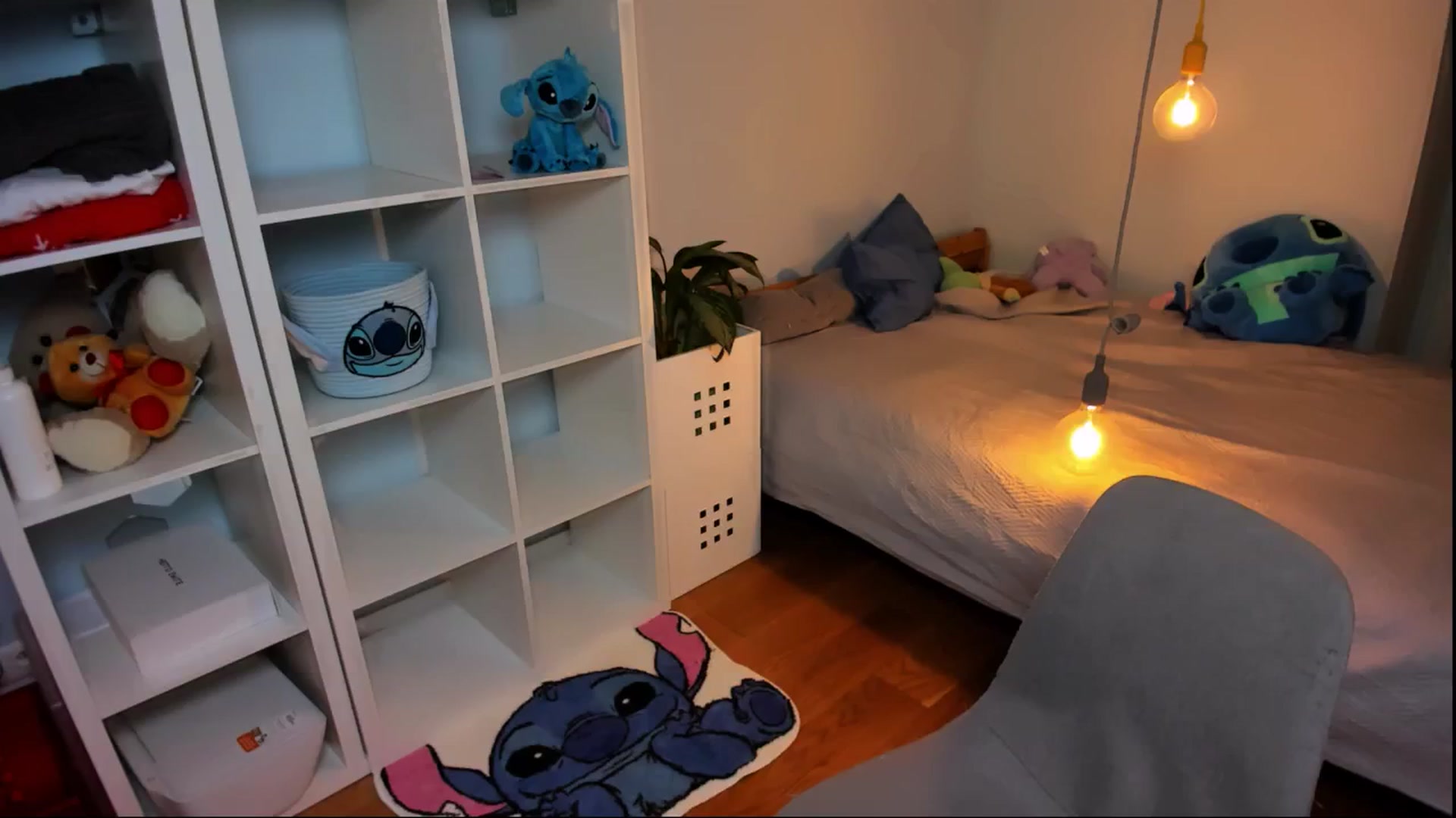 Gallery image thumbnail from Jennifercutie's myfreecams stream on, 08/28/2024, 21:35 image 13 of 20
