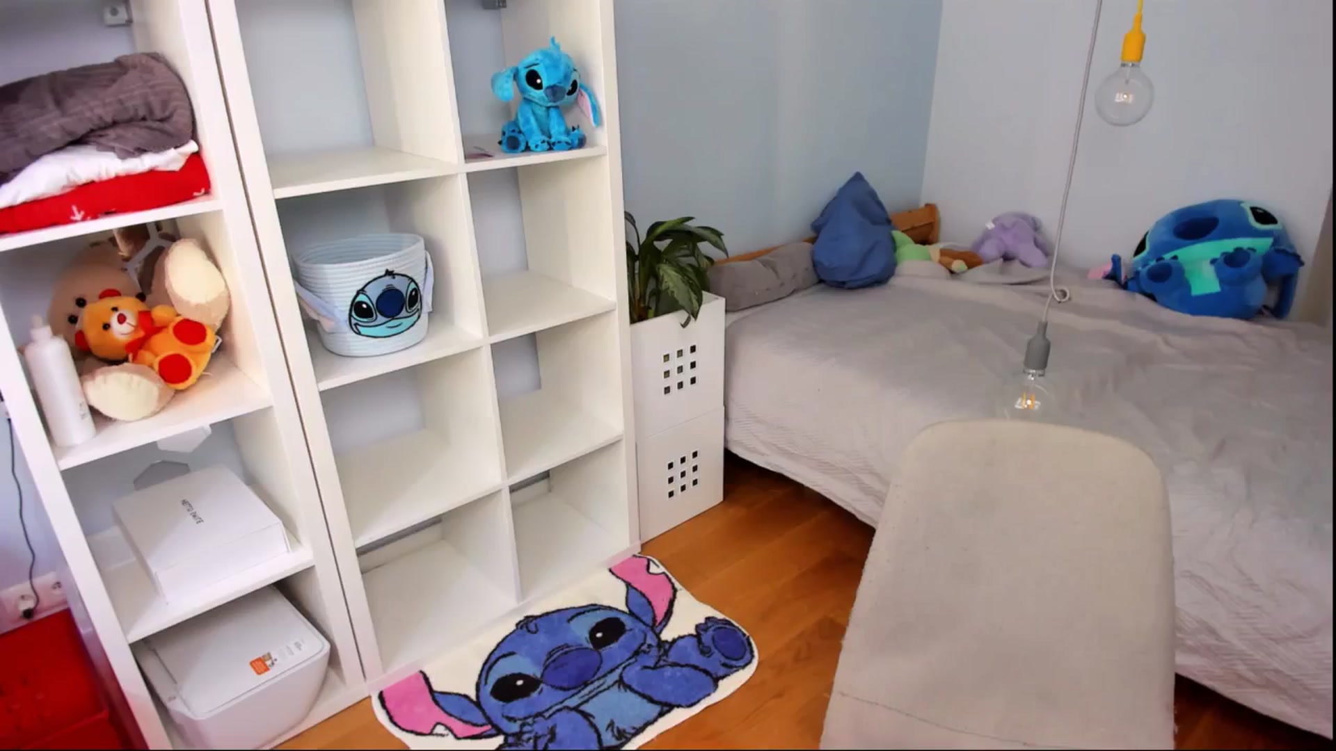 Gallery image thumbnail from Jennifercutie's myfreecams stream on, 08/29/2024, 13:27 image 16 of 20
