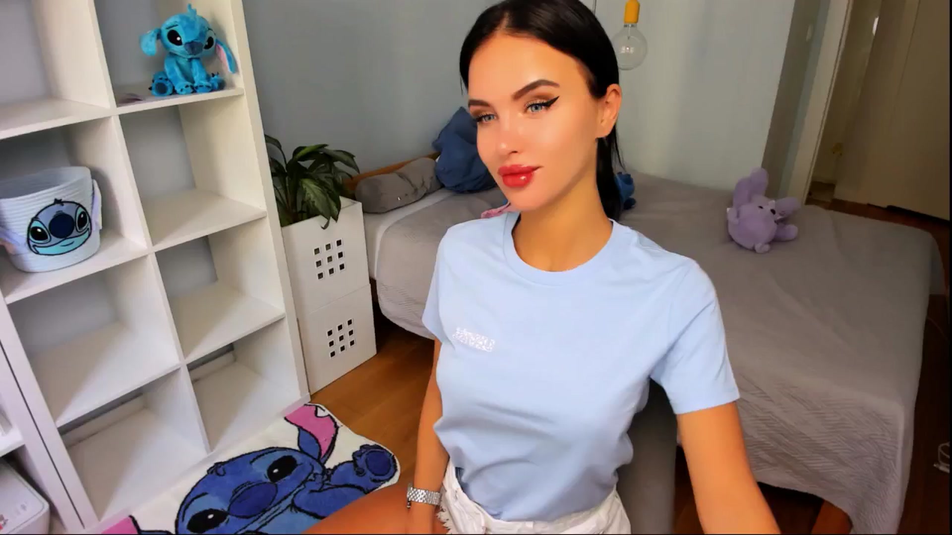 Gallery image thumbnail from Jennifercutie's myfreecams stream on, 08/30/2024, 11:32 image 7 of 20