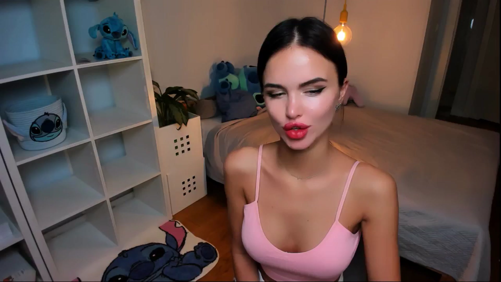 Gallery image thumbnail from Jennifercutie's myfreecams stream on, 08/30/2024, 18:23 image 12 of 20