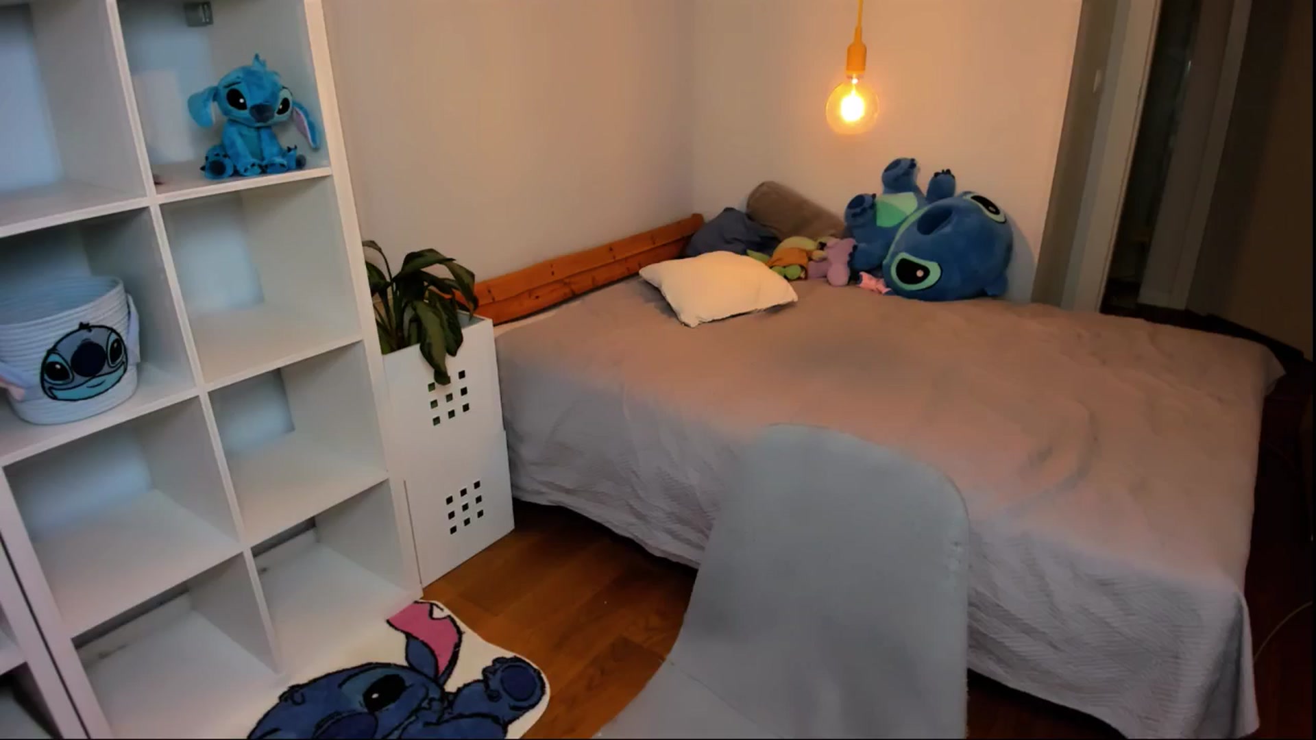 Gallery image thumbnail from Jennifercutie's myfreecams stream on, 09/07/2024, 17:35 image 13 of 20