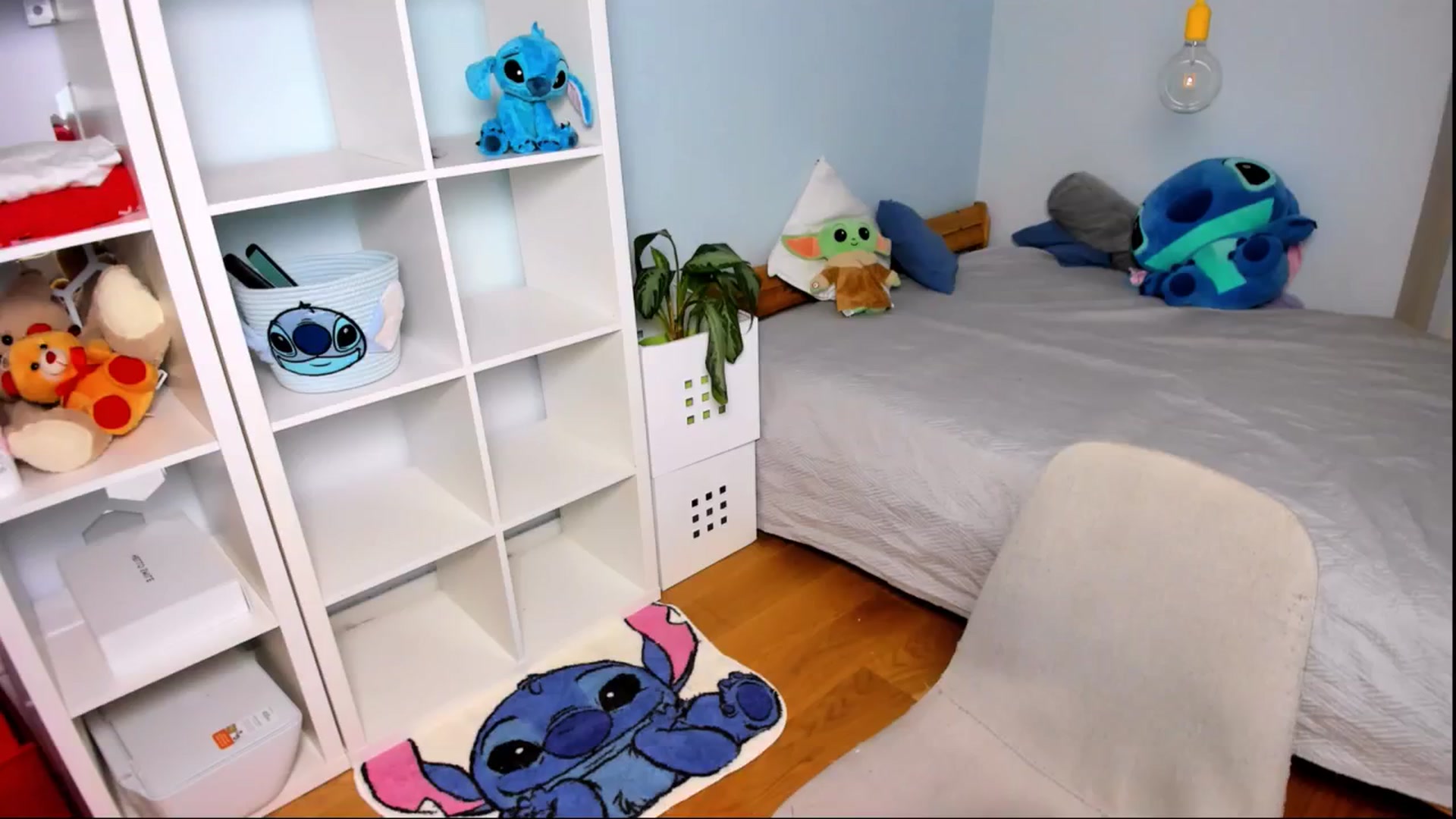 Gallery image thumbnail from Jennifercutie's myfreecams stream on, 09/10/2024, 19:16 image 13 of 20
