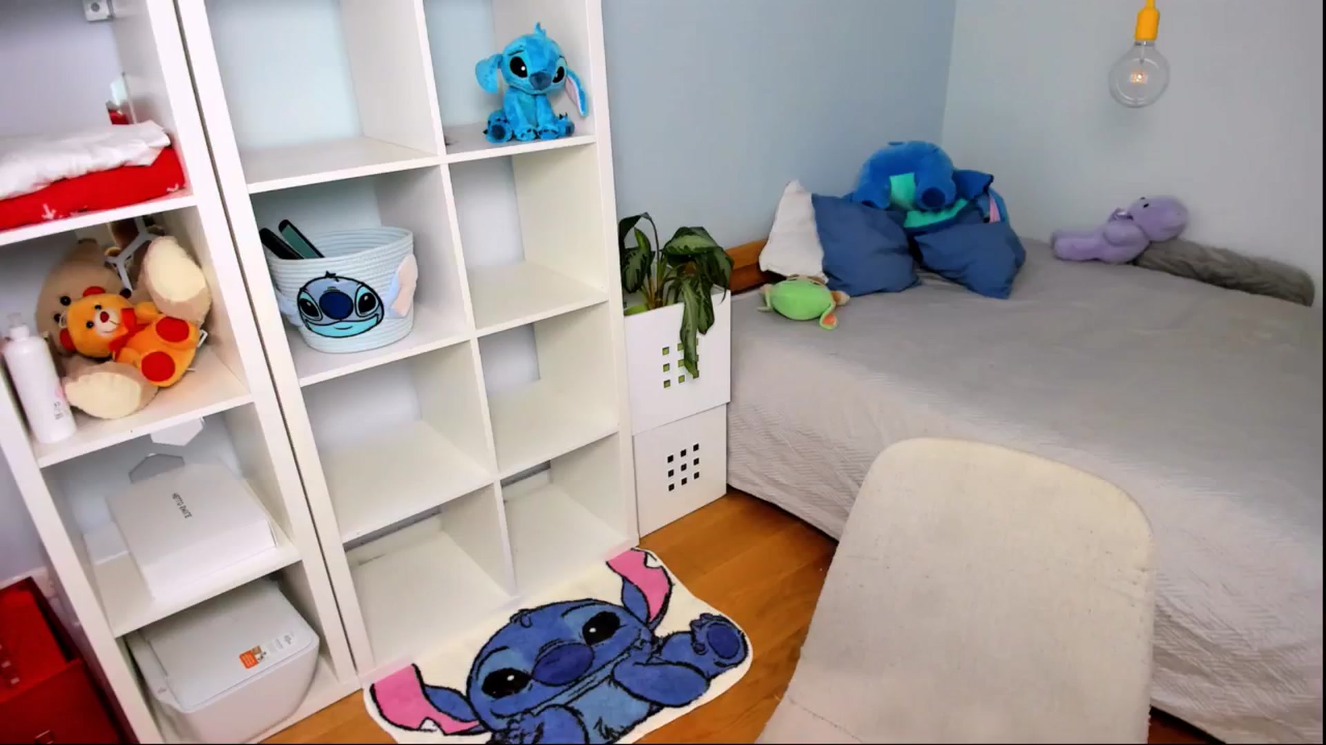 Gallery image thumbnail from Jennifercutie's myfreecams stream on, 09/11/2024, 17:11 image 12 of 20