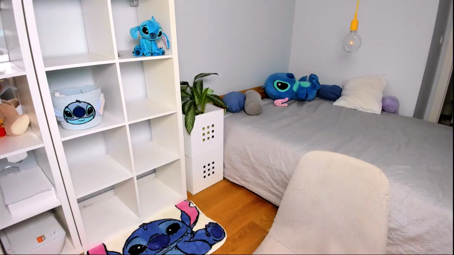 Gallery image thumbnail from Jennifercutie's myfreecams stream on, 09/15/2024, 16:06 image 15 of 20