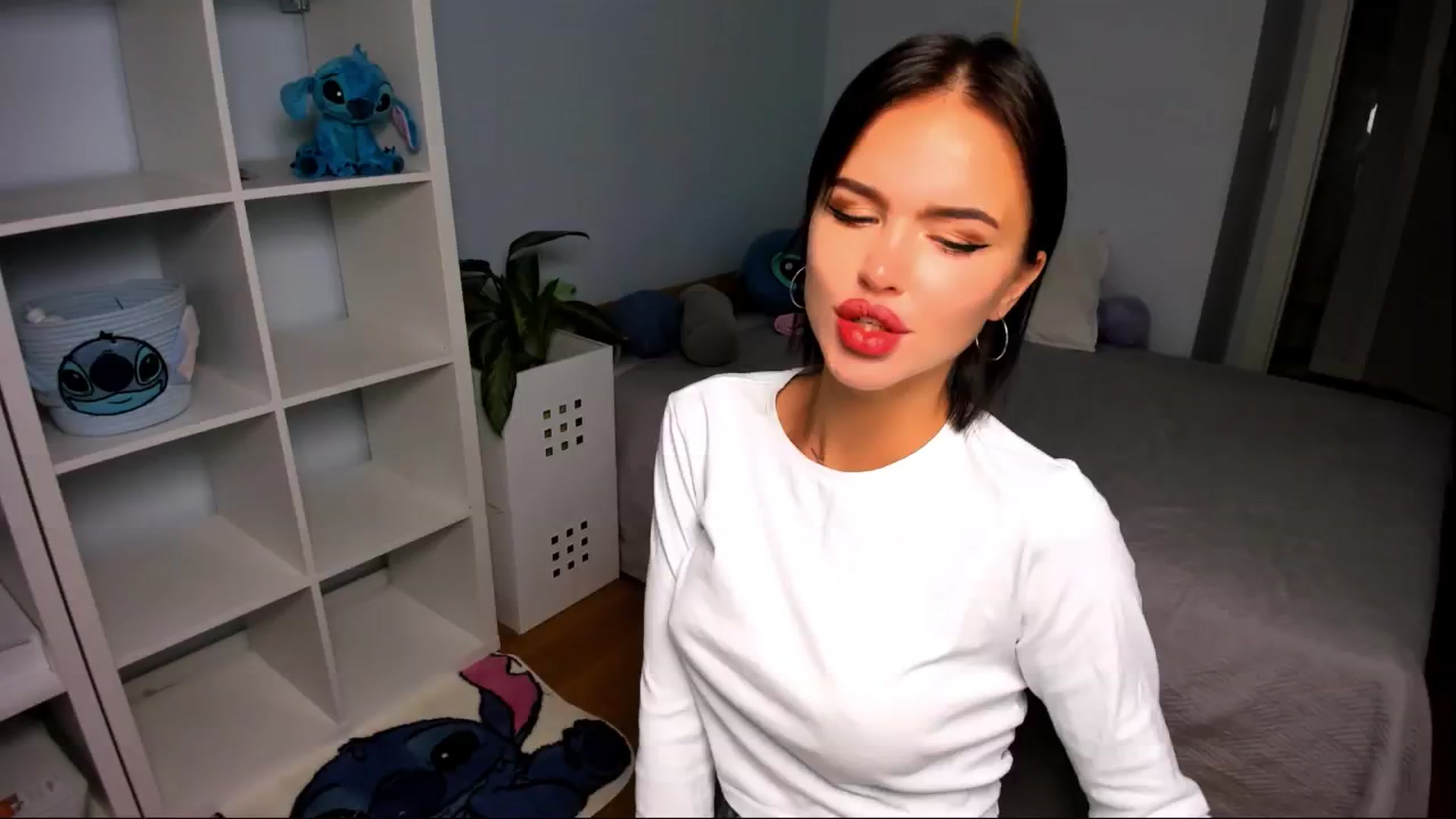 Gallery image thumbnail from Jennifercutie's myfreecams stream on, 09/15/2024, 16:06 image 12 of 20