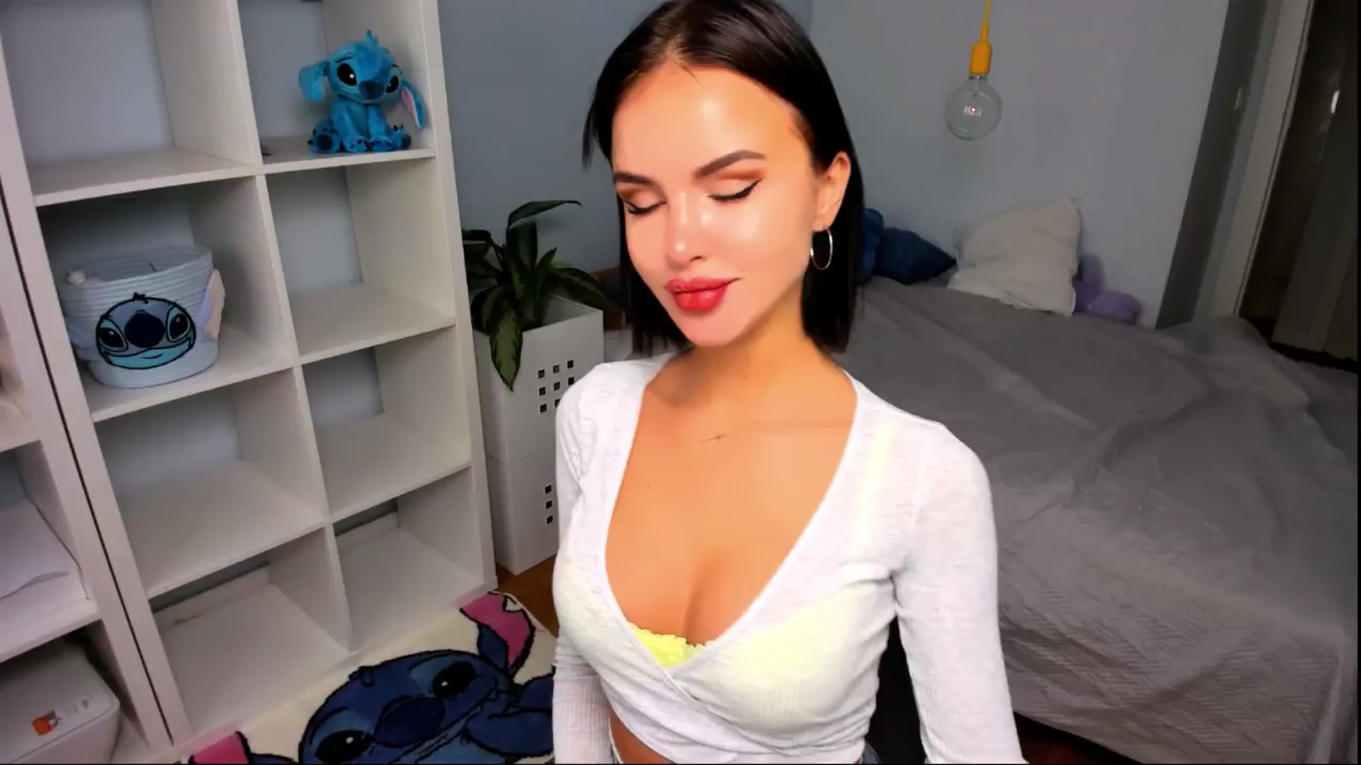 Gallery image thumbnail from Jennifercutie's myfreecams stream on, 09/16/2024, 12:01 image 12 of 20