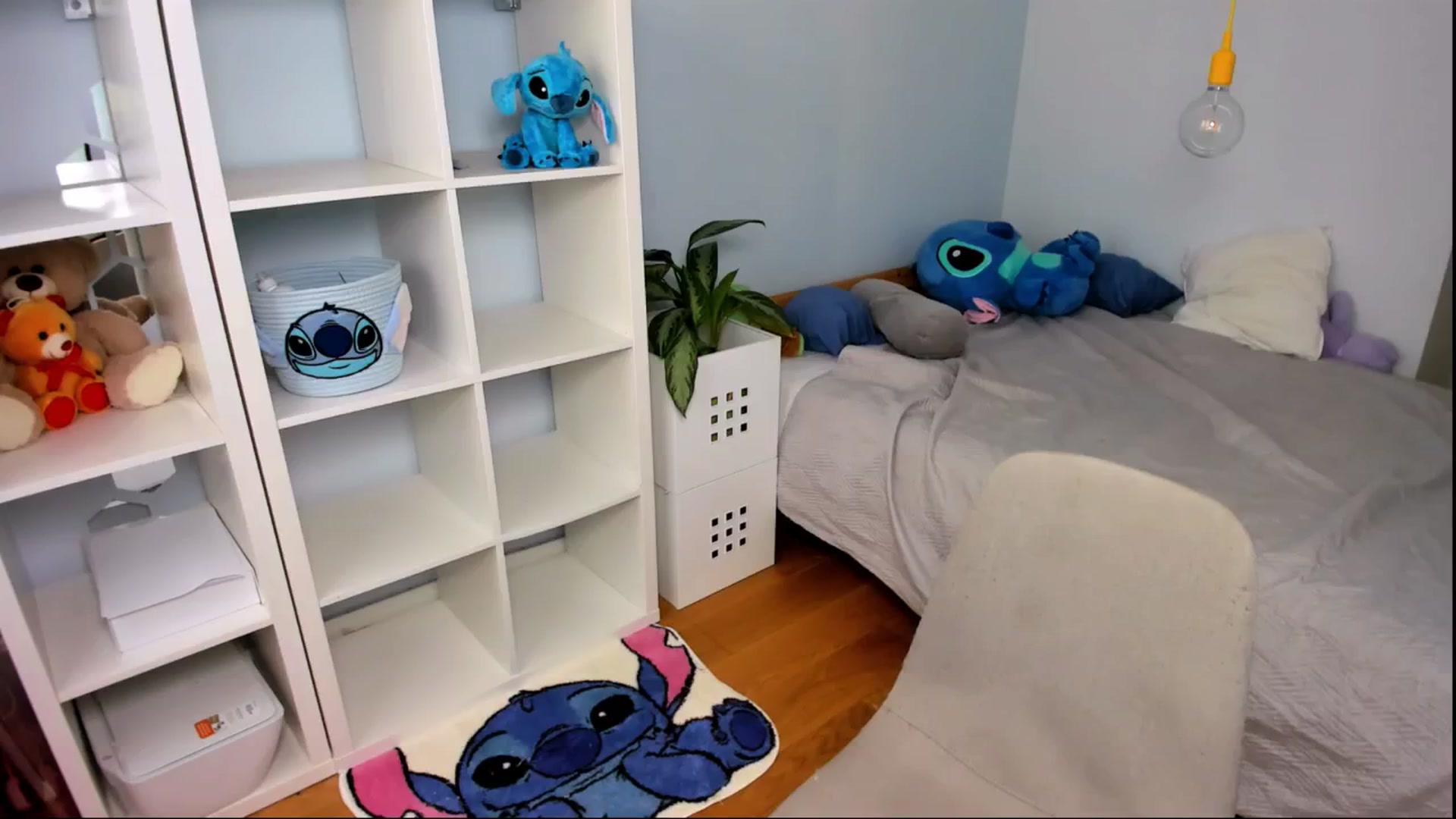 Gallery image thumbnail from Jennifercutie's myfreecams stream on, 09/16/2024, 14:21 image 15 of 20