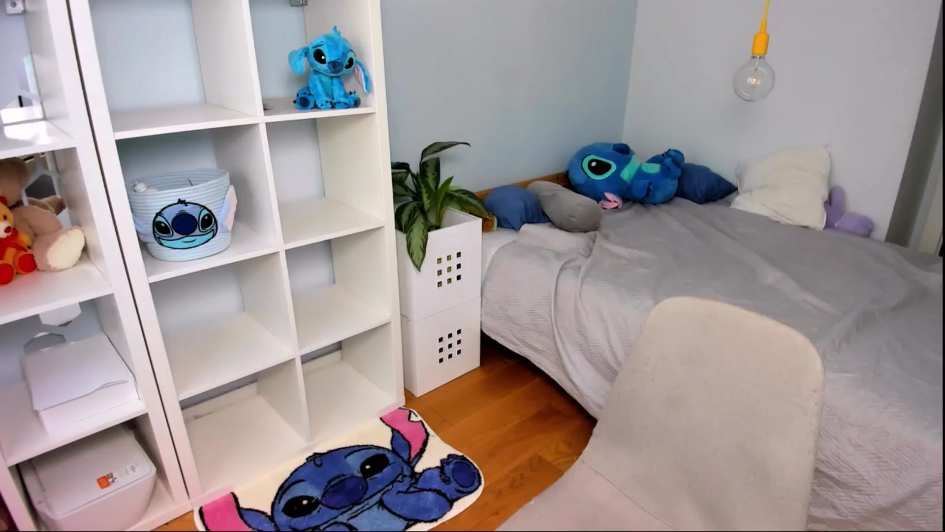 Gallery image thumbnail from Jennifercutie's myfreecams stream on, 09/16/2024, 14:21 image 2 of 20