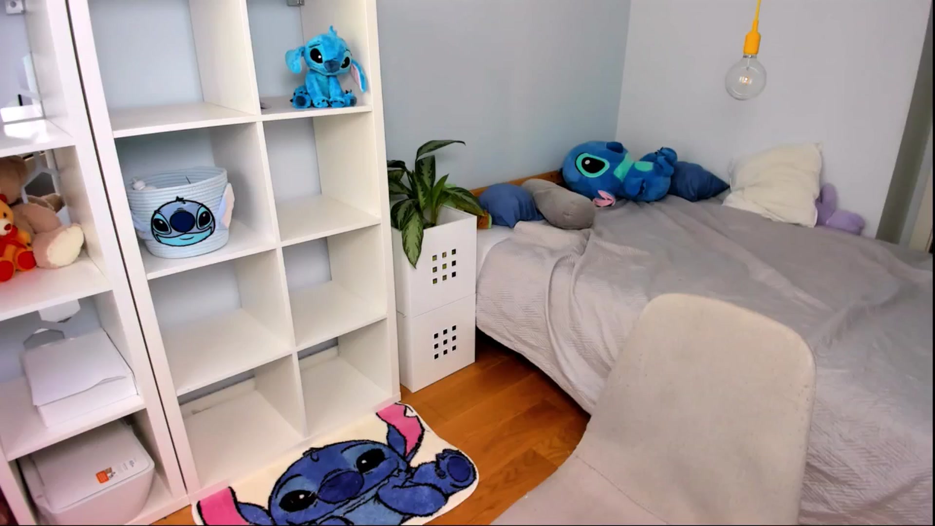 Gallery image thumbnail from Jennifercutie's myfreecams stream on, 09/16/2024, 14:21 image 3 of 20