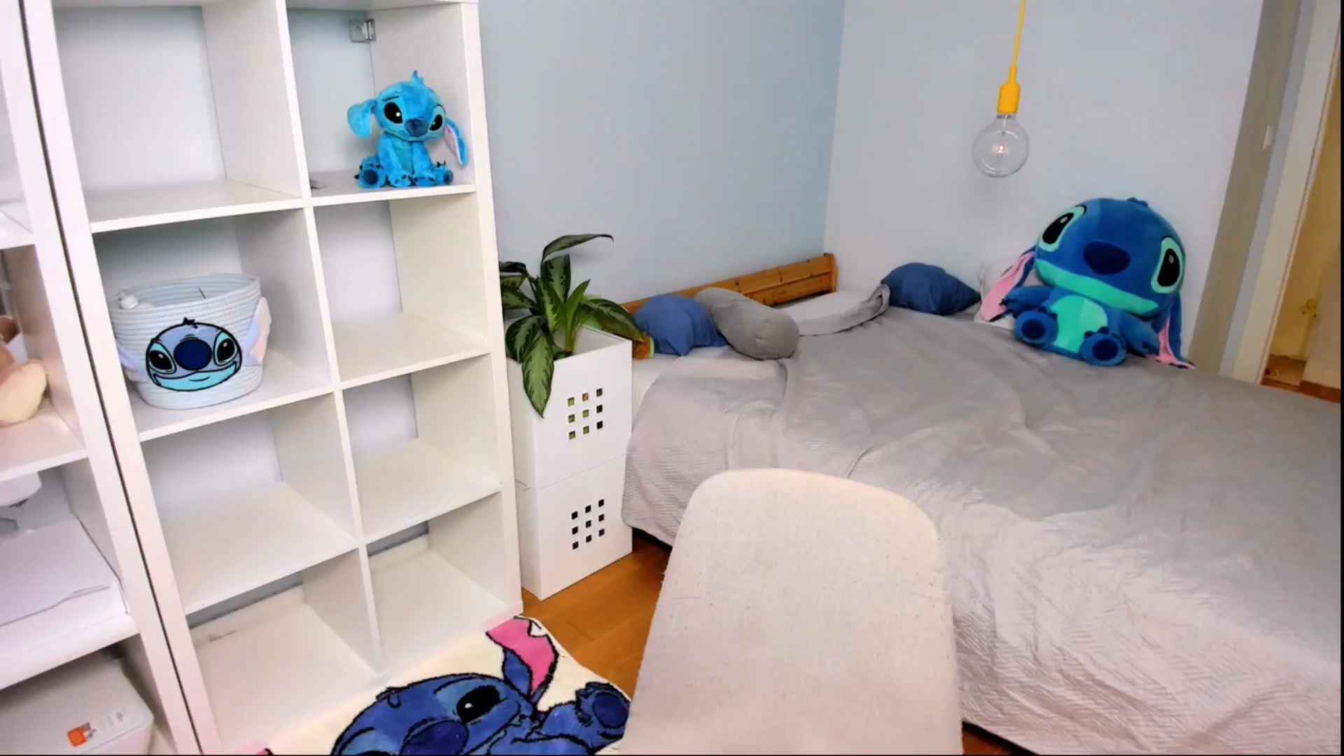 Gallery image thumbnail from Jennifercutie's myfreecams stream on, 09/16/2024, 15:44 image 13 of 20