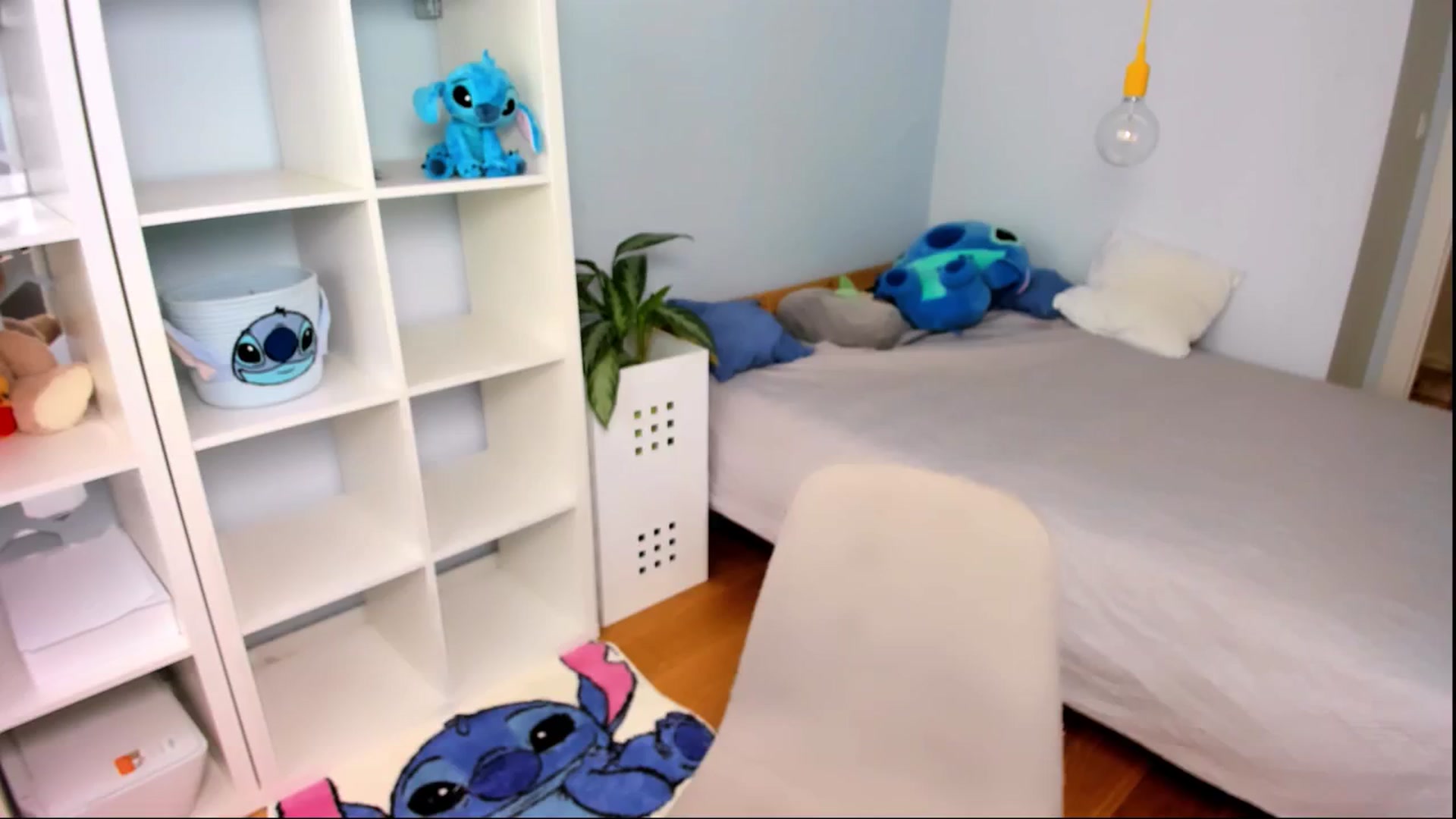 Gallery image thumbnail from Jennifercutie's myfreecams stream on, 09/18/2024, 12:06 image 10 of 20
