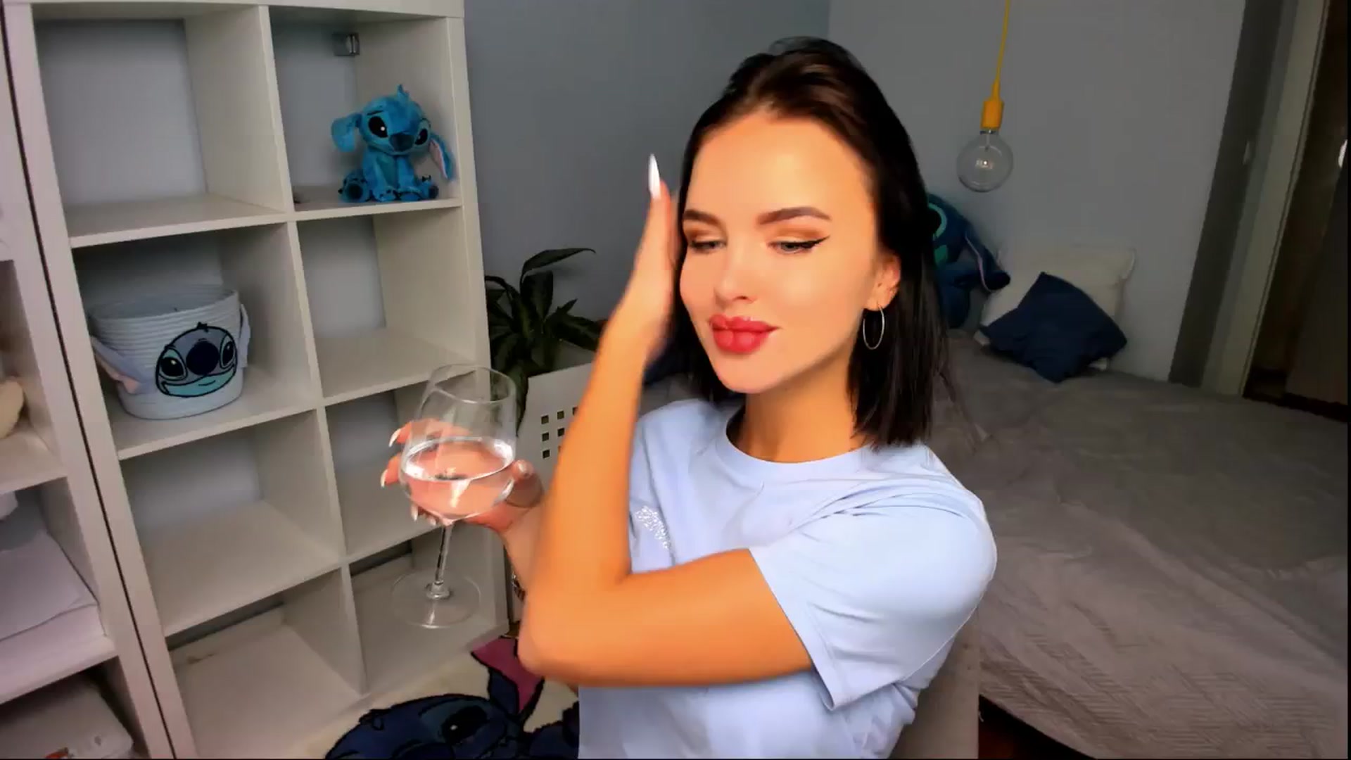 Gallery image thumbnail from Jennifercutie's myfreecams stream on, 09/18/2024, 13:02 image 11 of 20