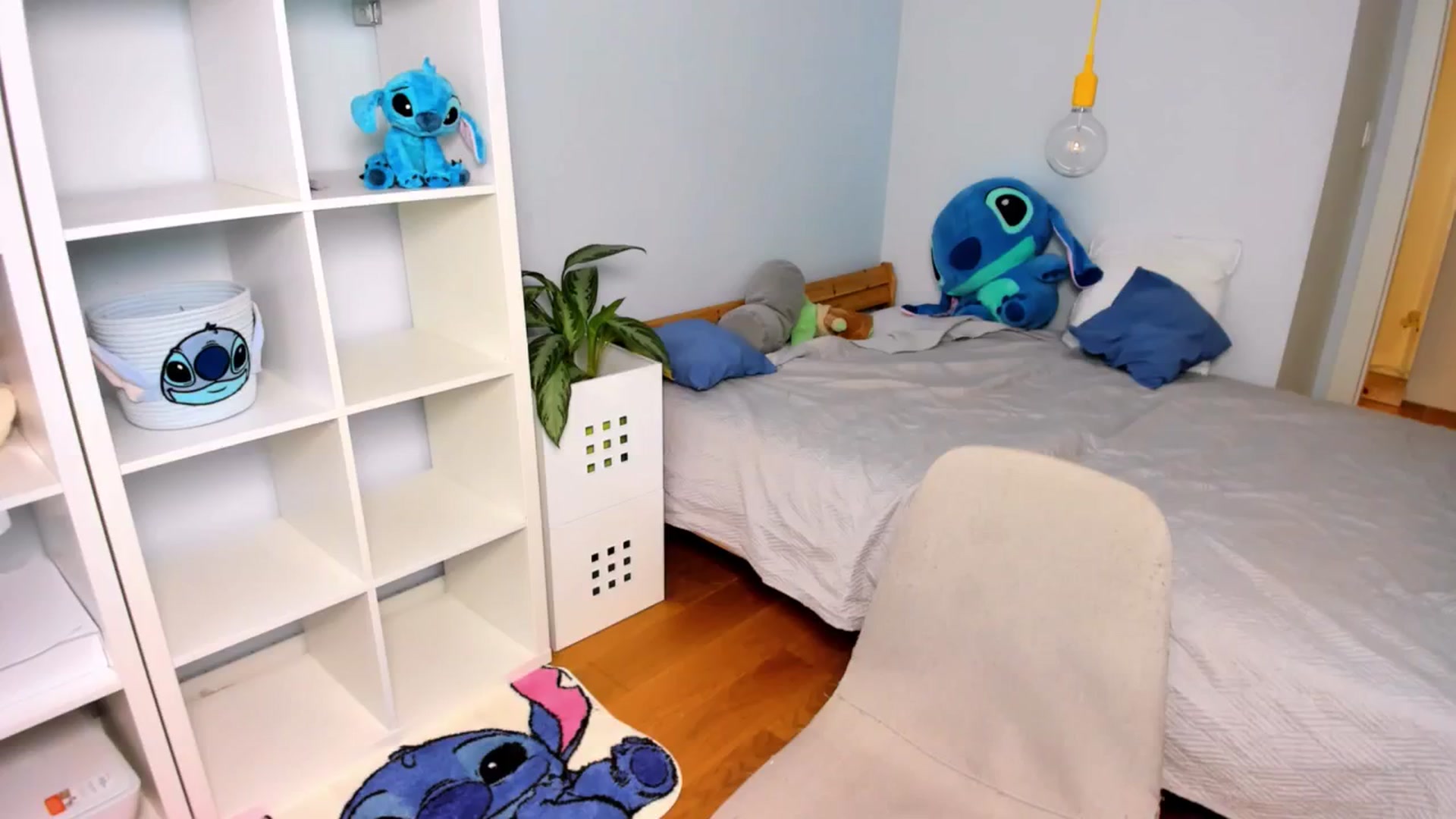 Gallery image thumbnail from Jennifercutie's myfreecams stream on, 09/18/2024, 15:48 image 1 of 20