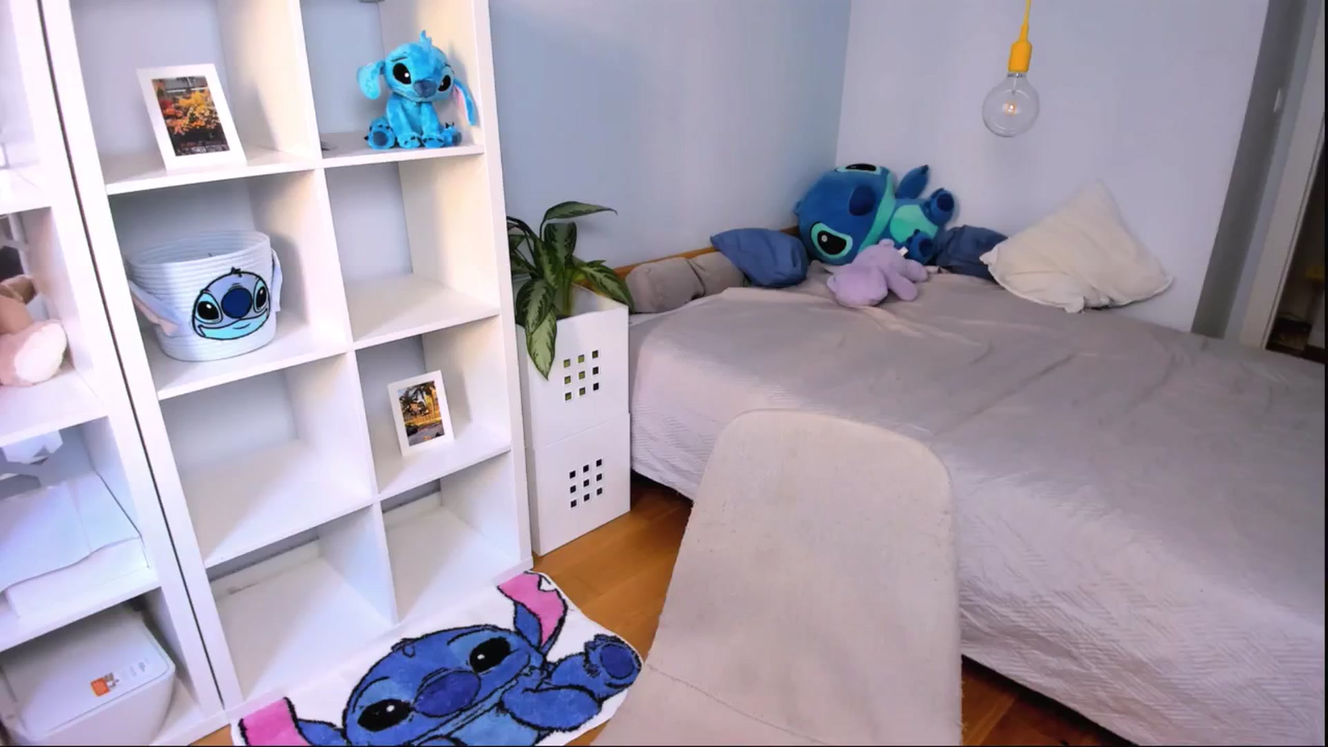 Gallery image thumbnail from Jennifercutie's myfreecams stream on, 09/20/2024, 15:18 image 15 of 20