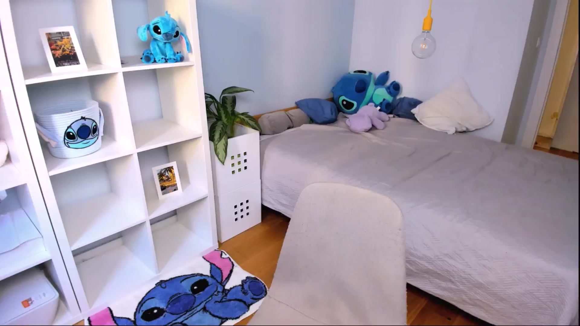 Gallery image thumbnail from Jennifercutie's myfreecams stream on, 09/20/2024, 15:18 image 9 of 20