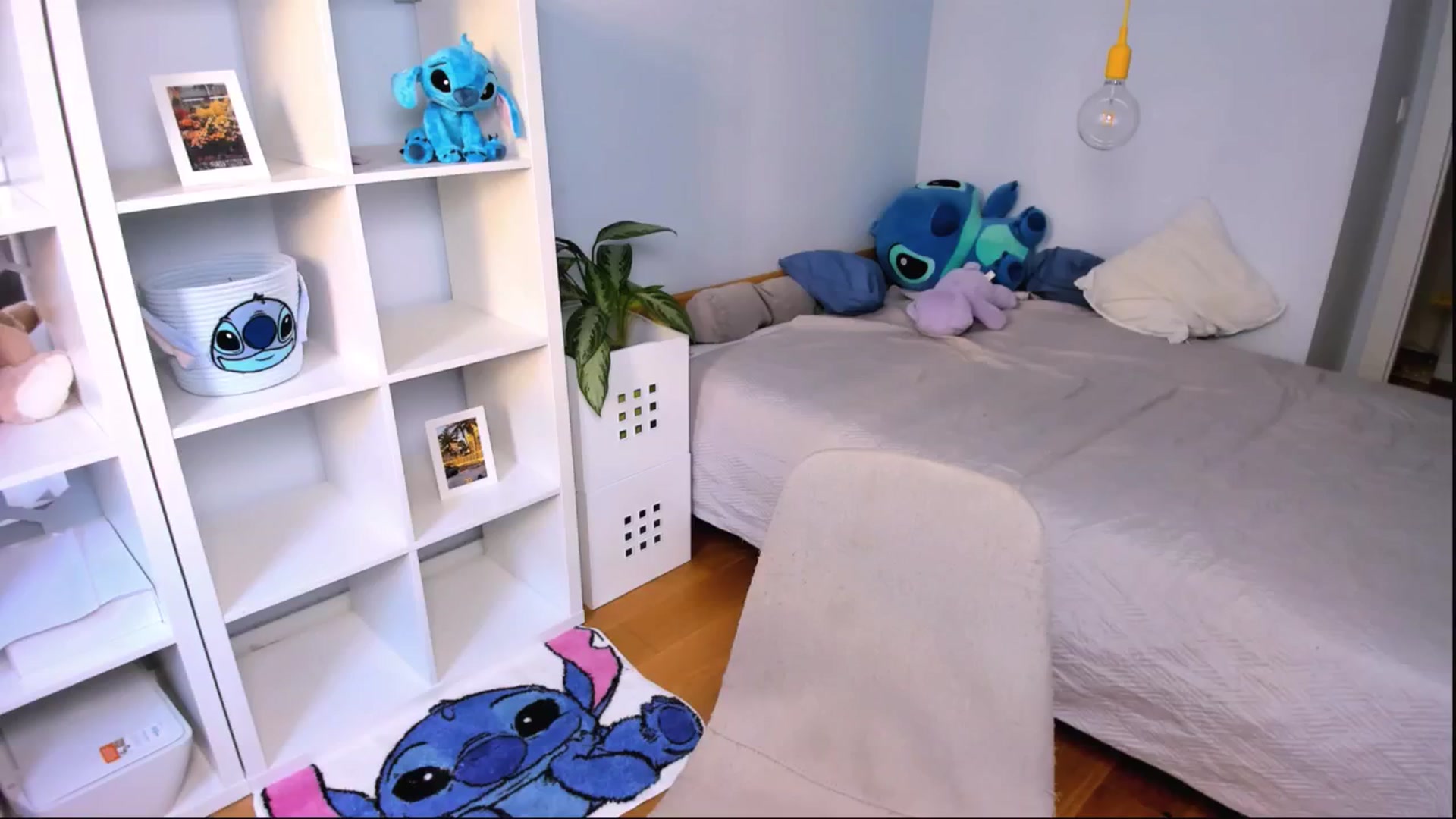 Gallery image thumbnail from Jennifercutie's myfreecams stream on, 09/20/2024, 15:18 image 16 of 20