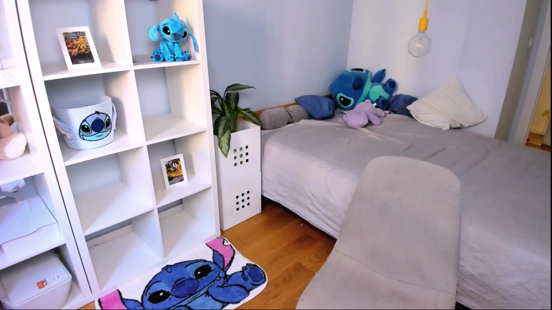 Gallery image thumbnail from Jennifercutie's myfreecams stream on, 09/20/2024, 15:18 image 5 of 20