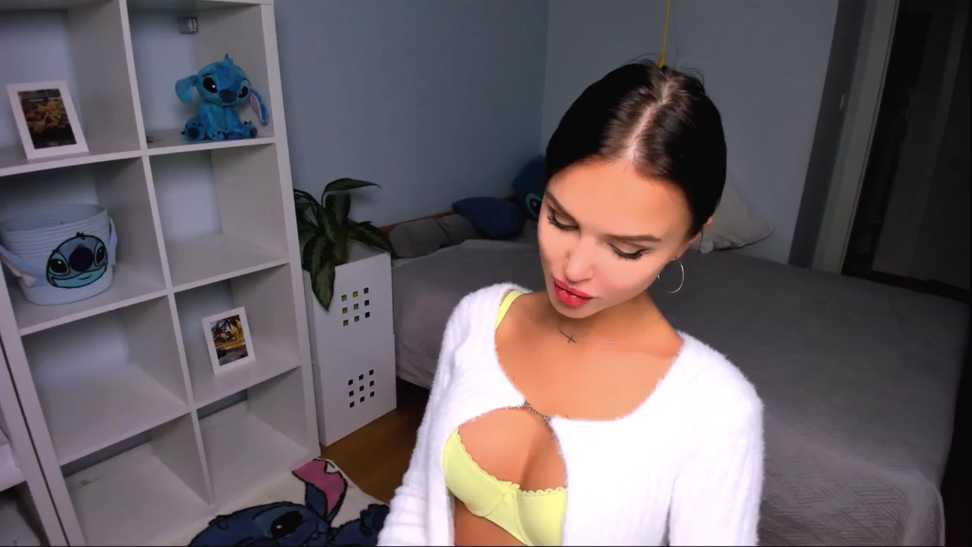 Gallery image thumbnail from Jennifercutie's myfreecams stream on, 09/20/2024, 17:47 image 18 of 20