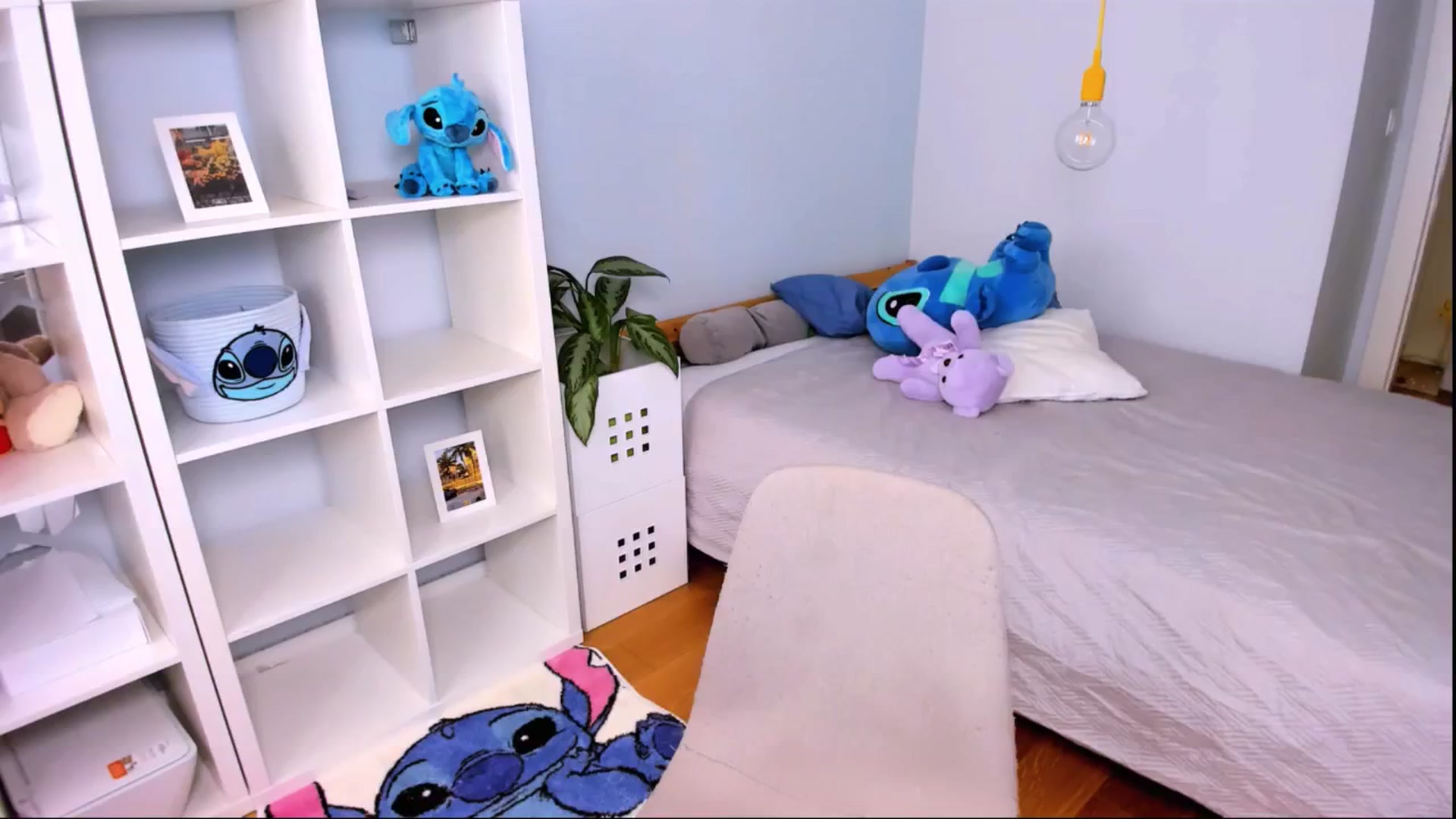 Gallery image thumbnail from Jennifercutie's myfreecams stream on, 09/23/2024, 13:45 image 6 of 20
