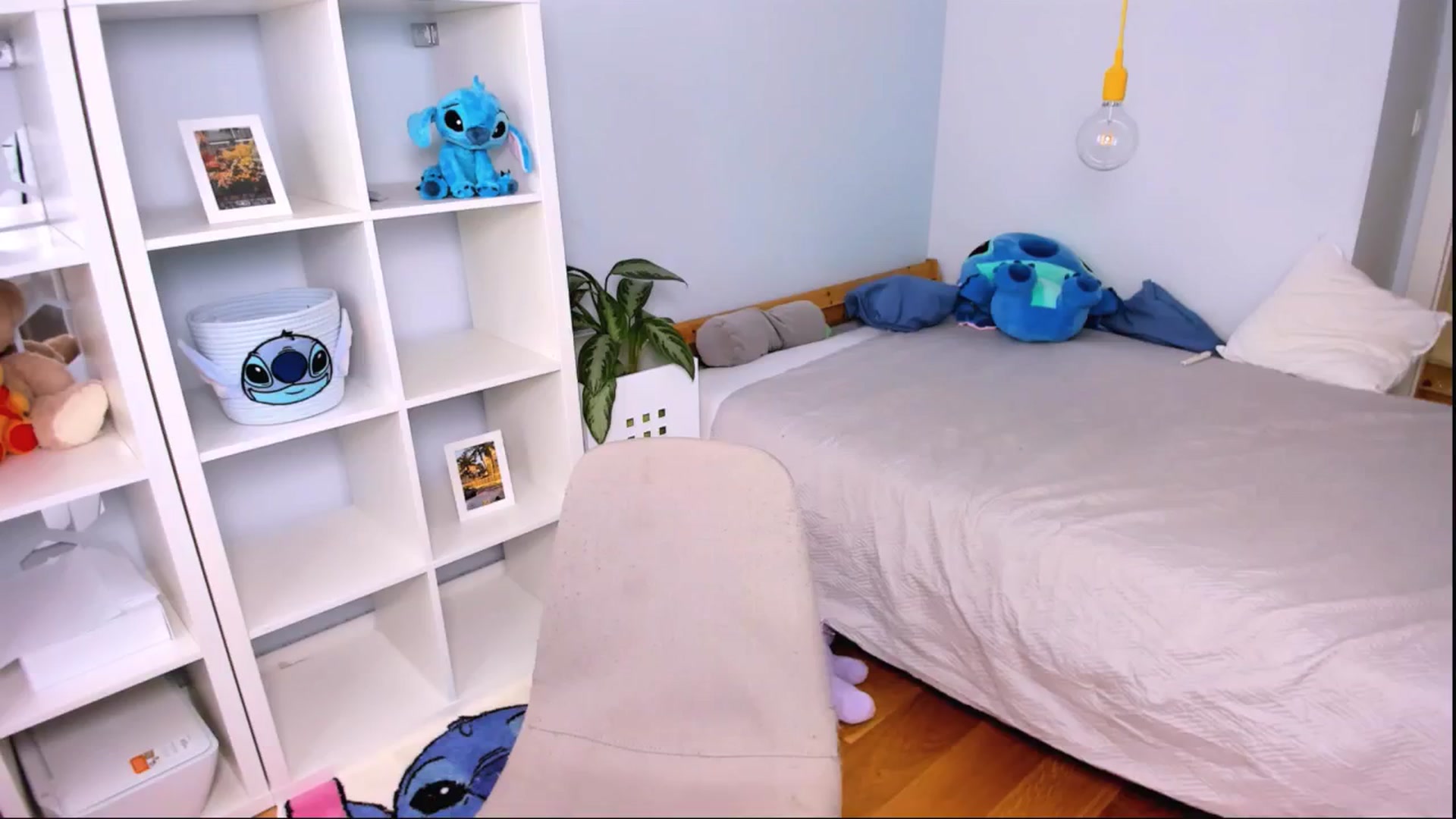 Gallery image thumbnail from Jennifercutie's myfreecams stream on, 09/25/2024, 13:38 image 15 of 20