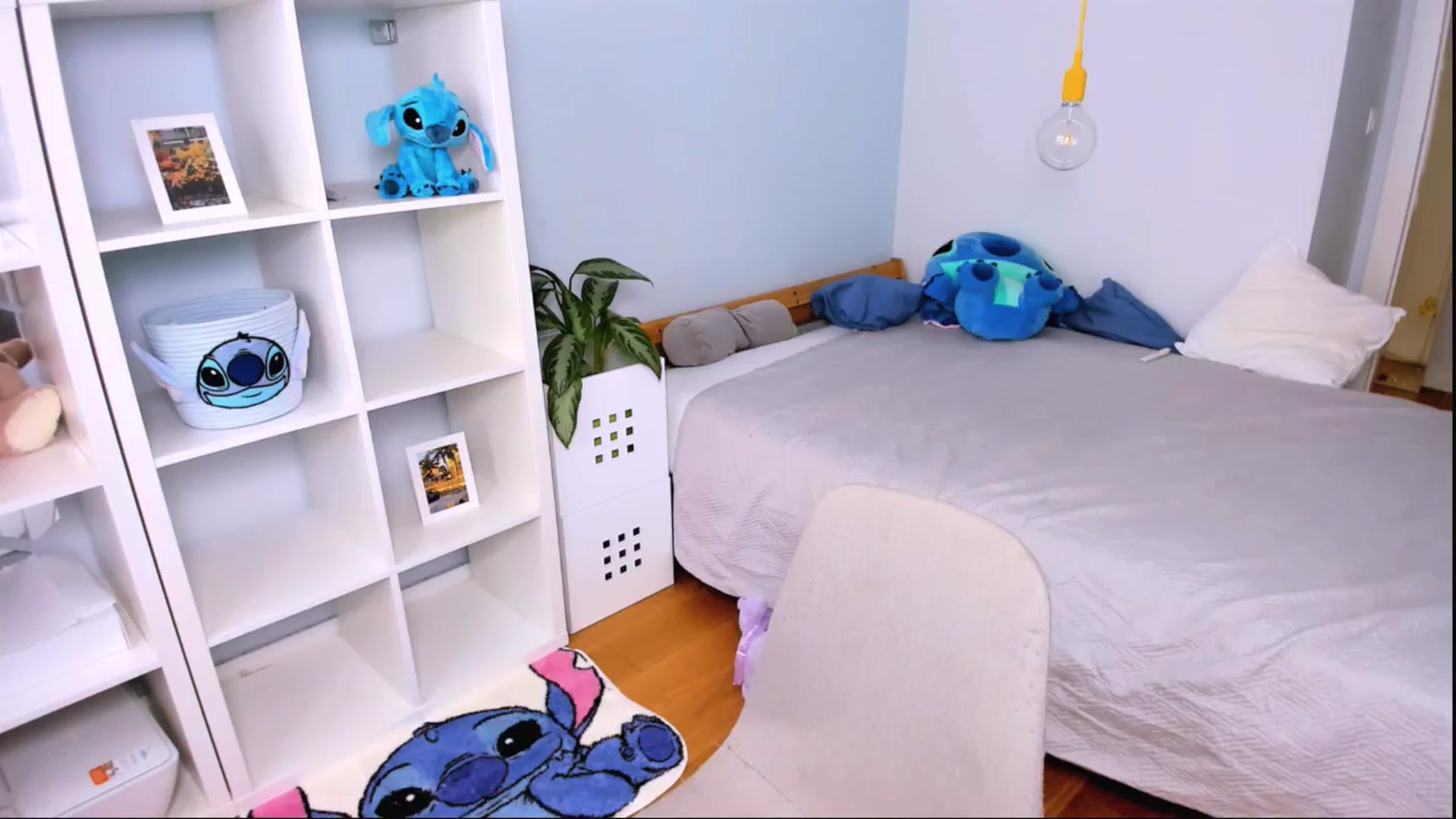 Gallery image thumbnail from Jennifercutie's myfreecams stream on, 09/25/2024, 13:38 image 12 of 20