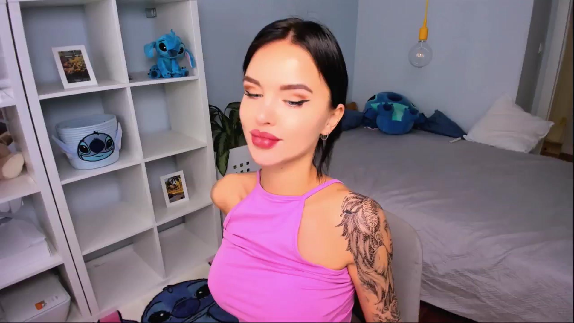 Gallery image thumbnail from Jennifercutie's myfreecams stream on, 09/25/2024, 13:38 image 11 of 20