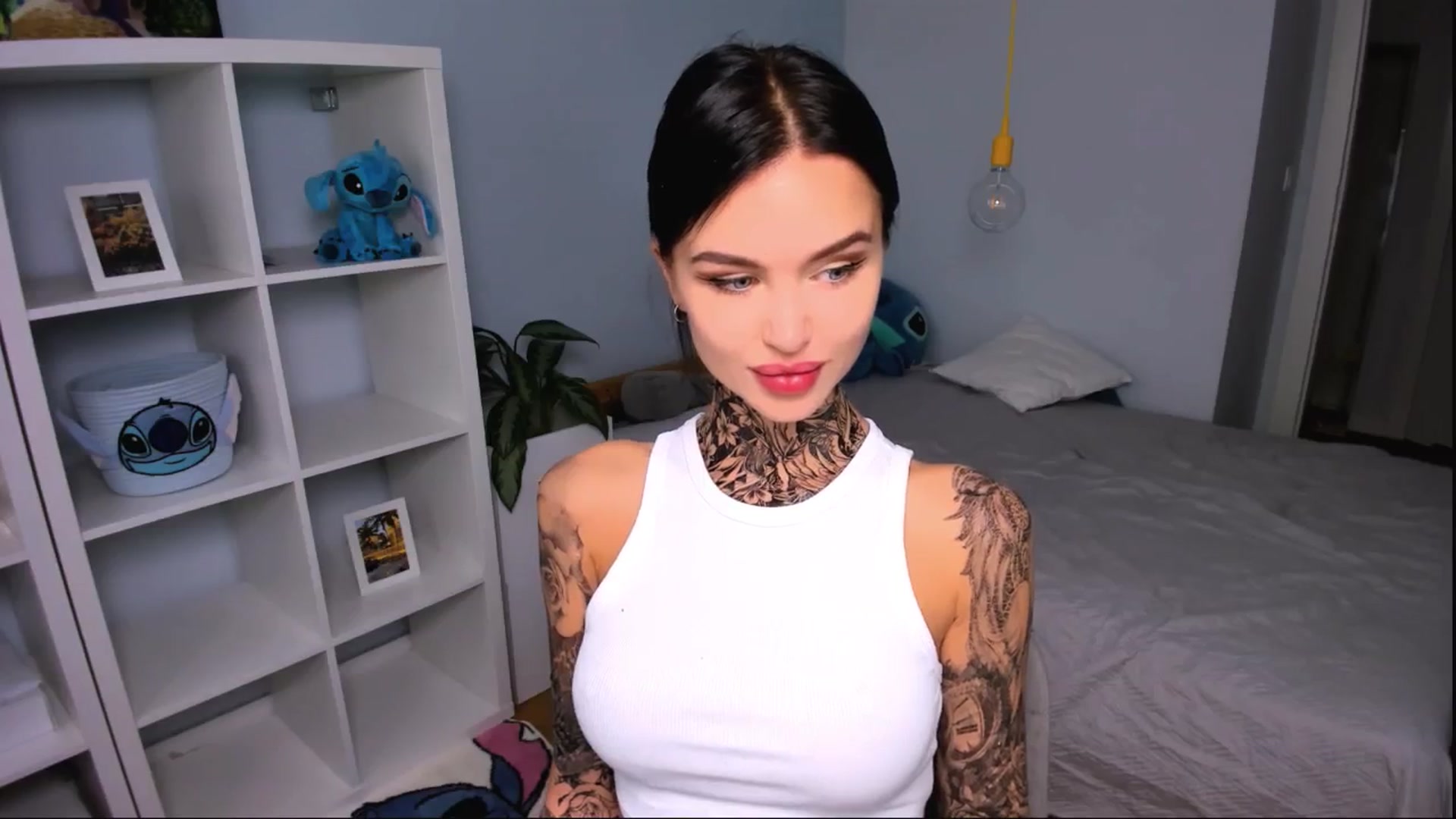 Gallery image thumbnail from Jennifercutie's myfreecams stream on, 09/26/2024, 13:43 image 13 of 20