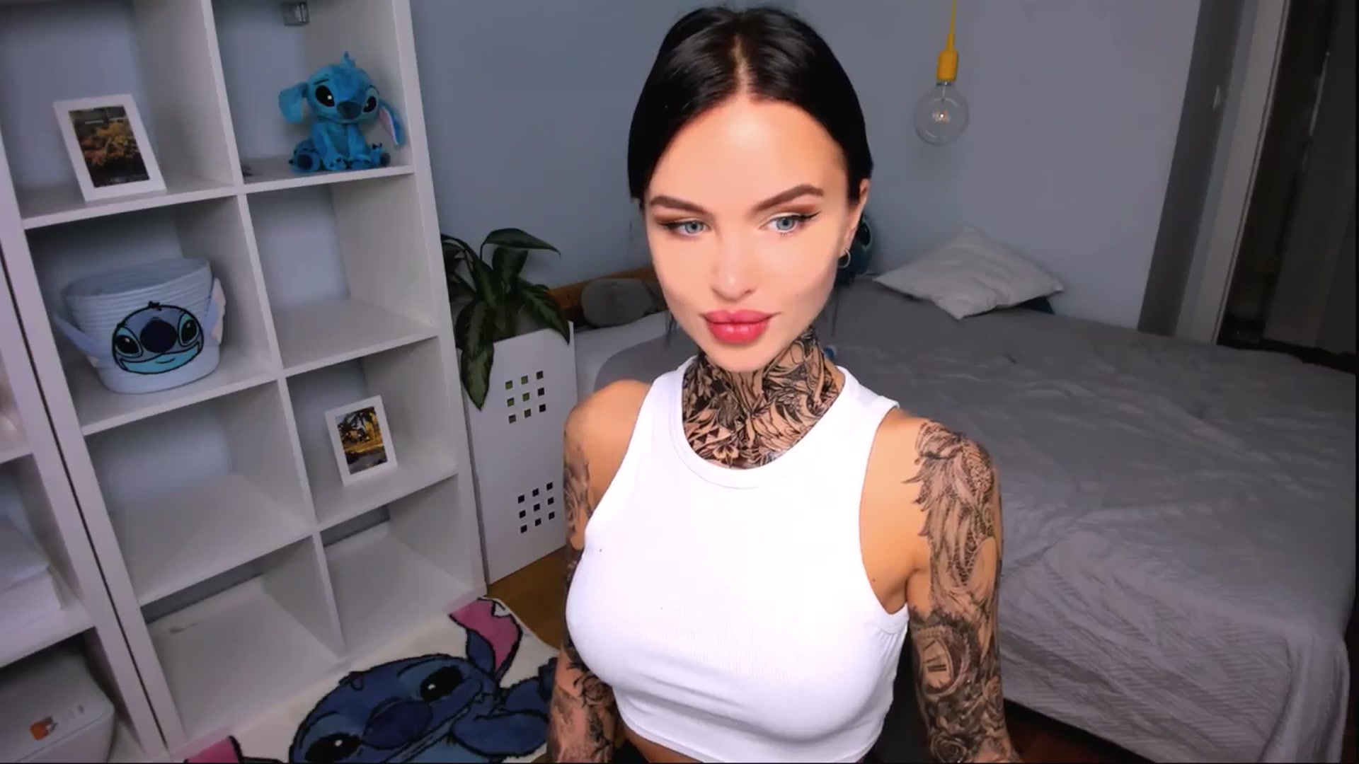 Gallery image thumbnail from Jennifercutie's myfreecams stream on, 09/26/2024, 13:43 image 12 of 20