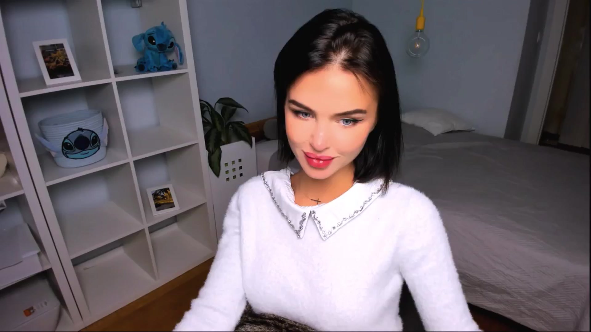 Gallery image thumbnail from Jennifercutie's myfreecams stream on, 09/29/2024, 18:06 image 11 of 20