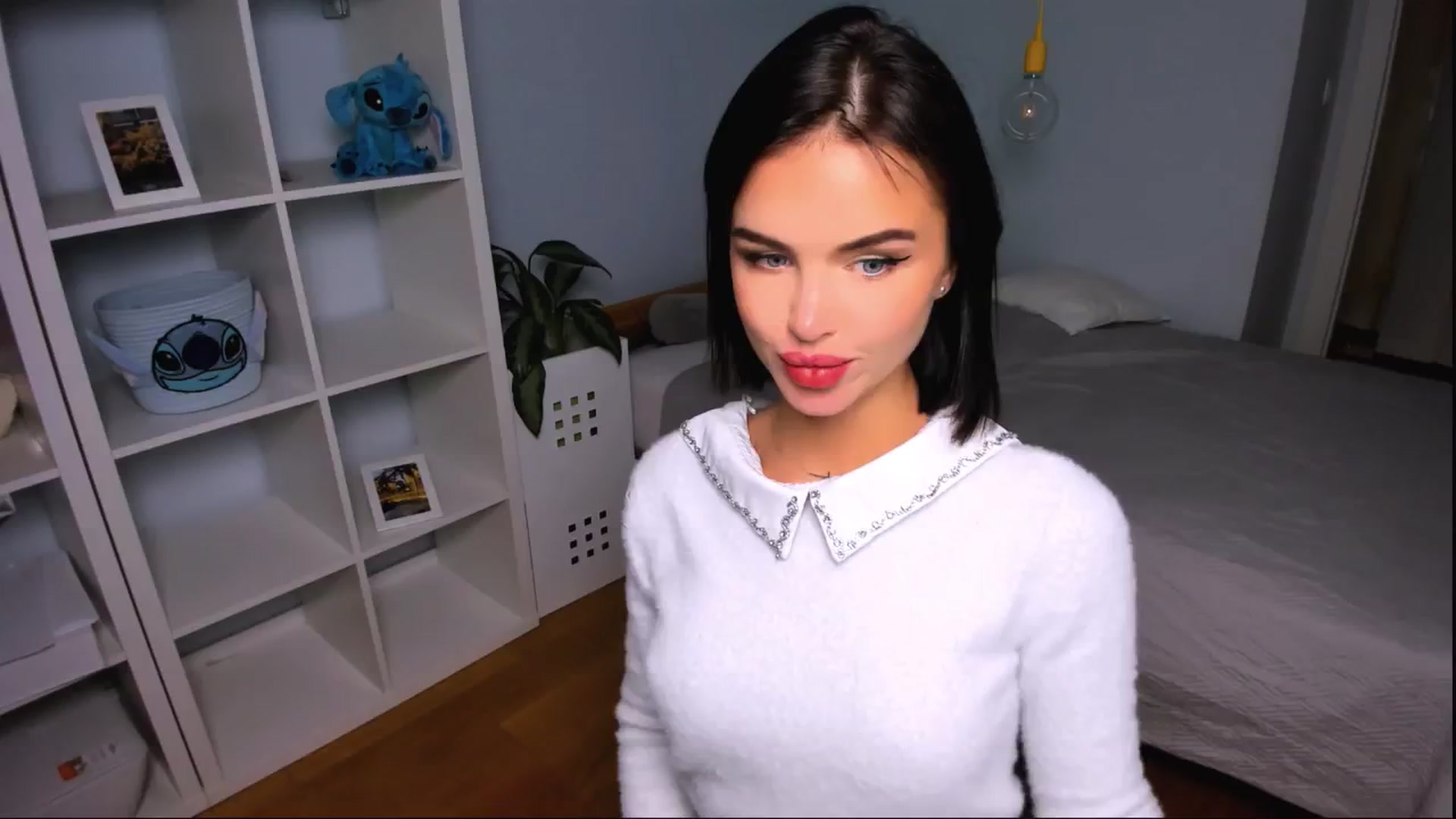 Gallery image thumbnail from Jennifercutie's myfreecams stream on, 09/29/2024, 18:06 image 3 of 20
