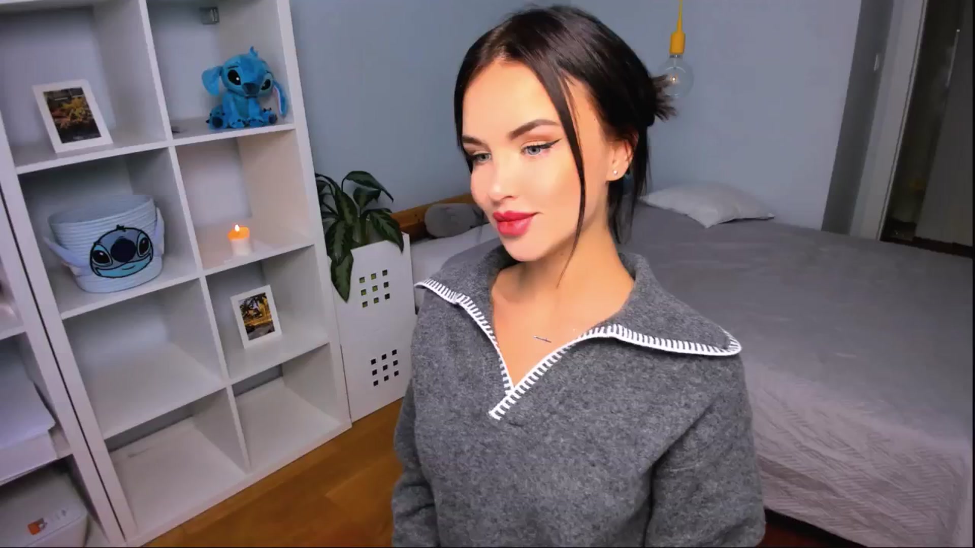 Gallery image thumbnail from Jennifercutie's myfreecams stream on, 10/01/2024, 14:04 image 16 of 20