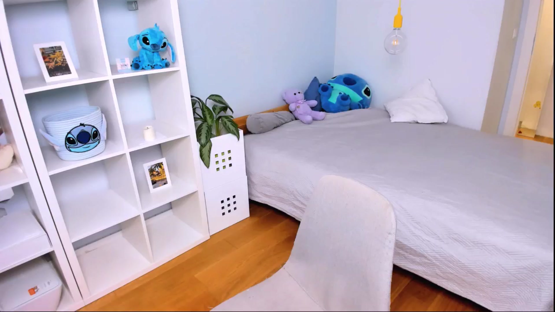 Gallery image thumbnail from Jennifercutie's myfreecams stream on, 10/02/2024, 12:13 image 15 of 20