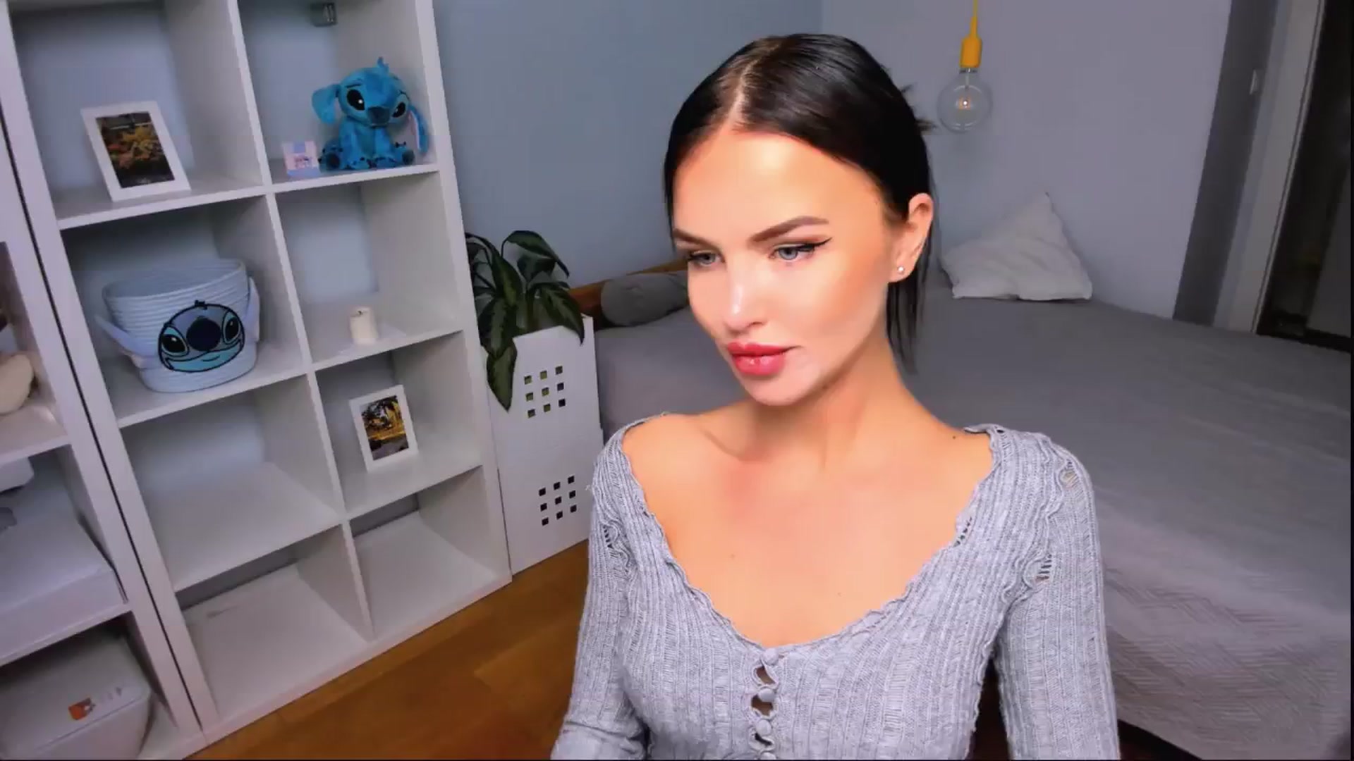 Gallery image thumbnail from Jennifercutie's myfreecams stream on, 10/02/2024, 12:34 image 3 of 20