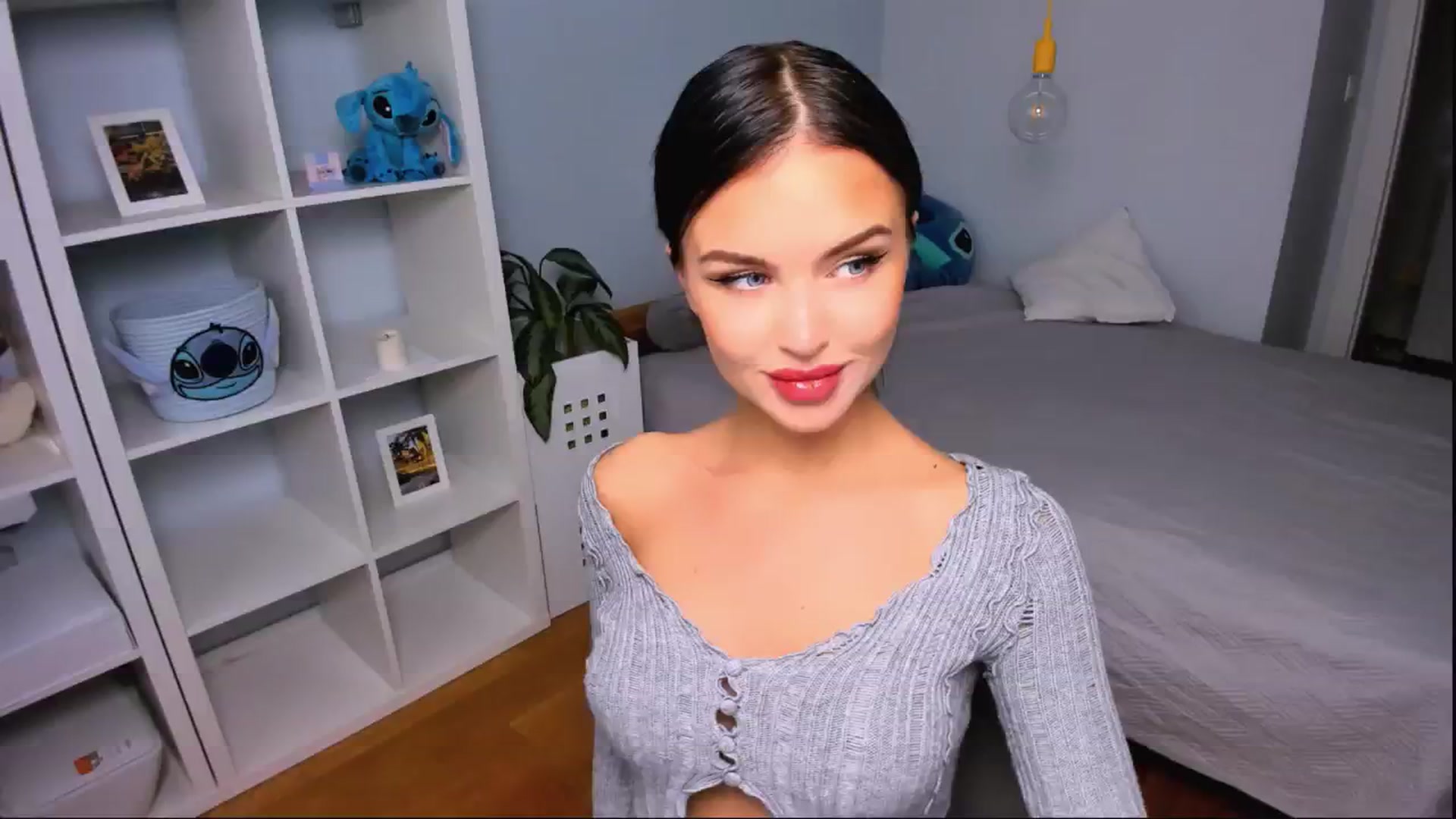 Gallery image thumbnail from Jennifercutie's myfreecams stream on, 10/02/2024, 12:34 image 14 of 20