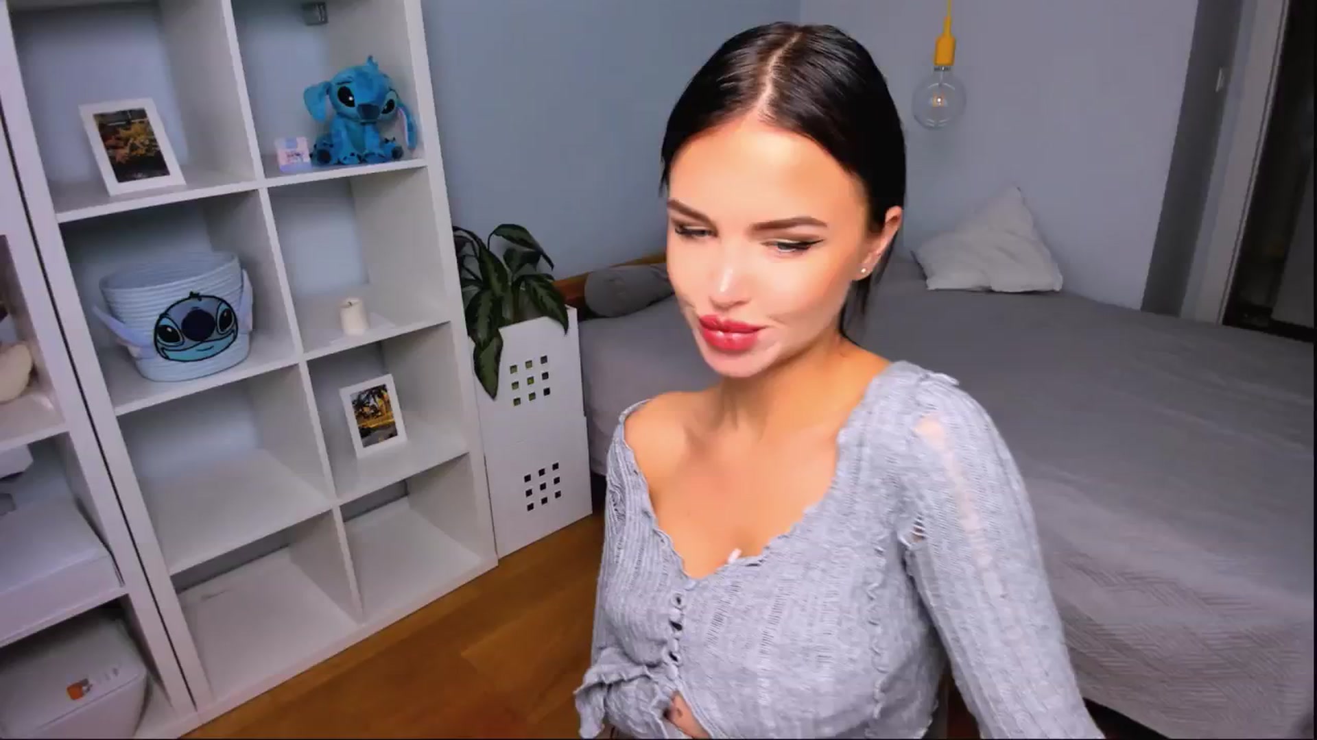 Gallery image thumbnail from Jennifercutie's myfreecams stream on, 10/02/2024, 12:34 image 17 of 20