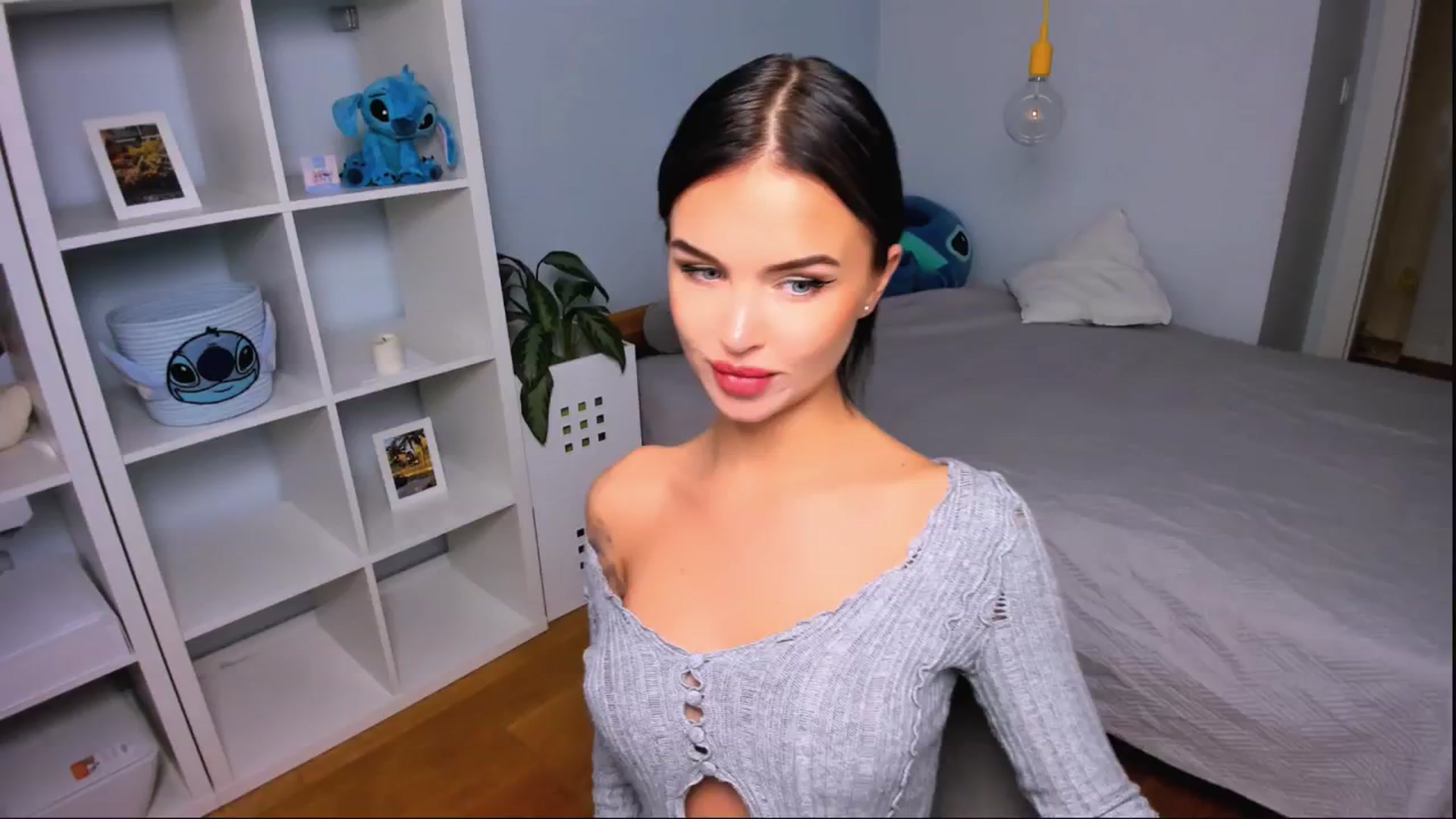 Gallery image thumbnail from Jennifercutie's myfreecams stream on, 10/02/2024, 14:36 image 9 of 20