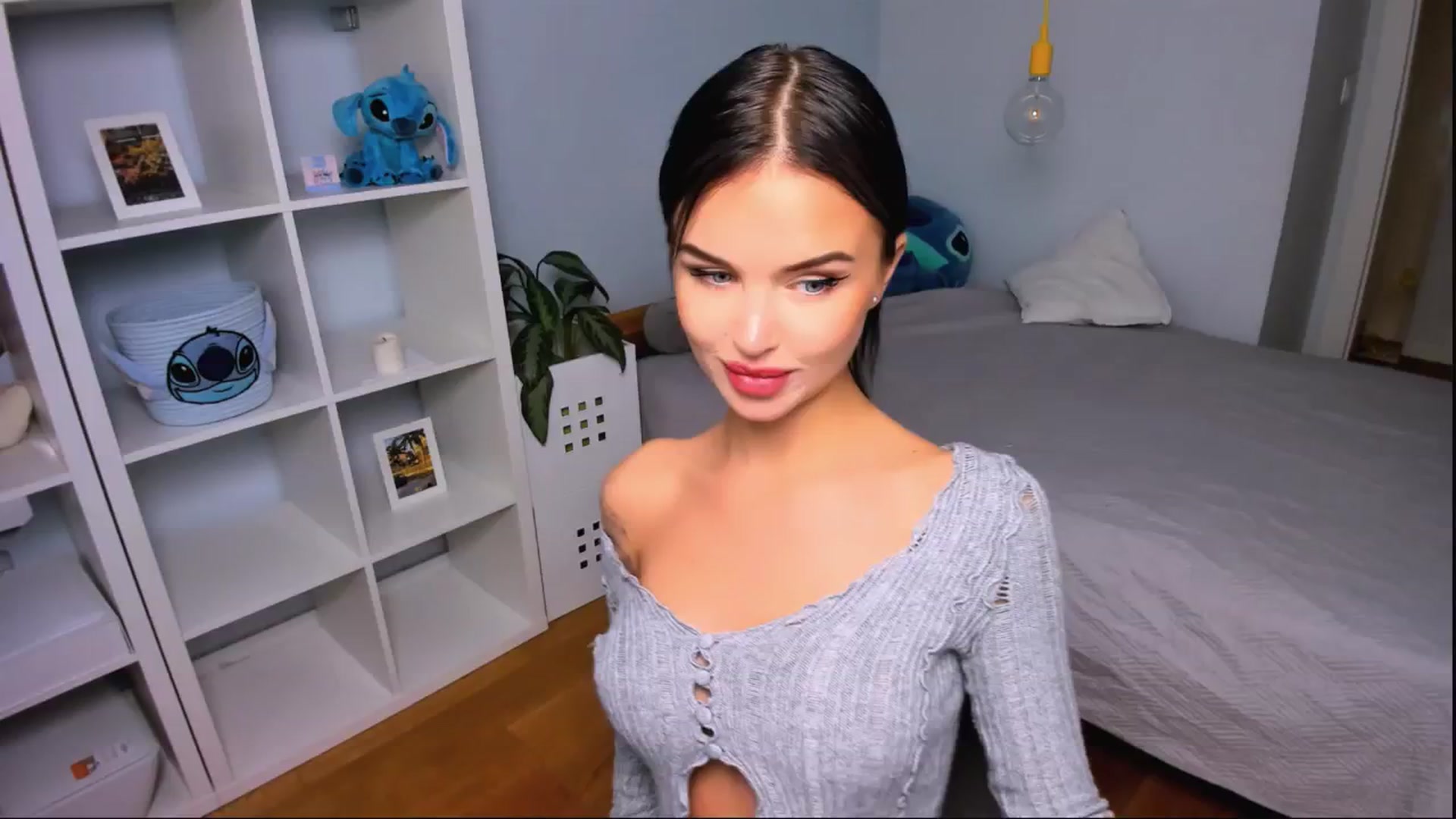 Gallery image thumbnail from Jennifercutie's myfreecams stream on, 10/02/2024, 14:36 image 15 of 20