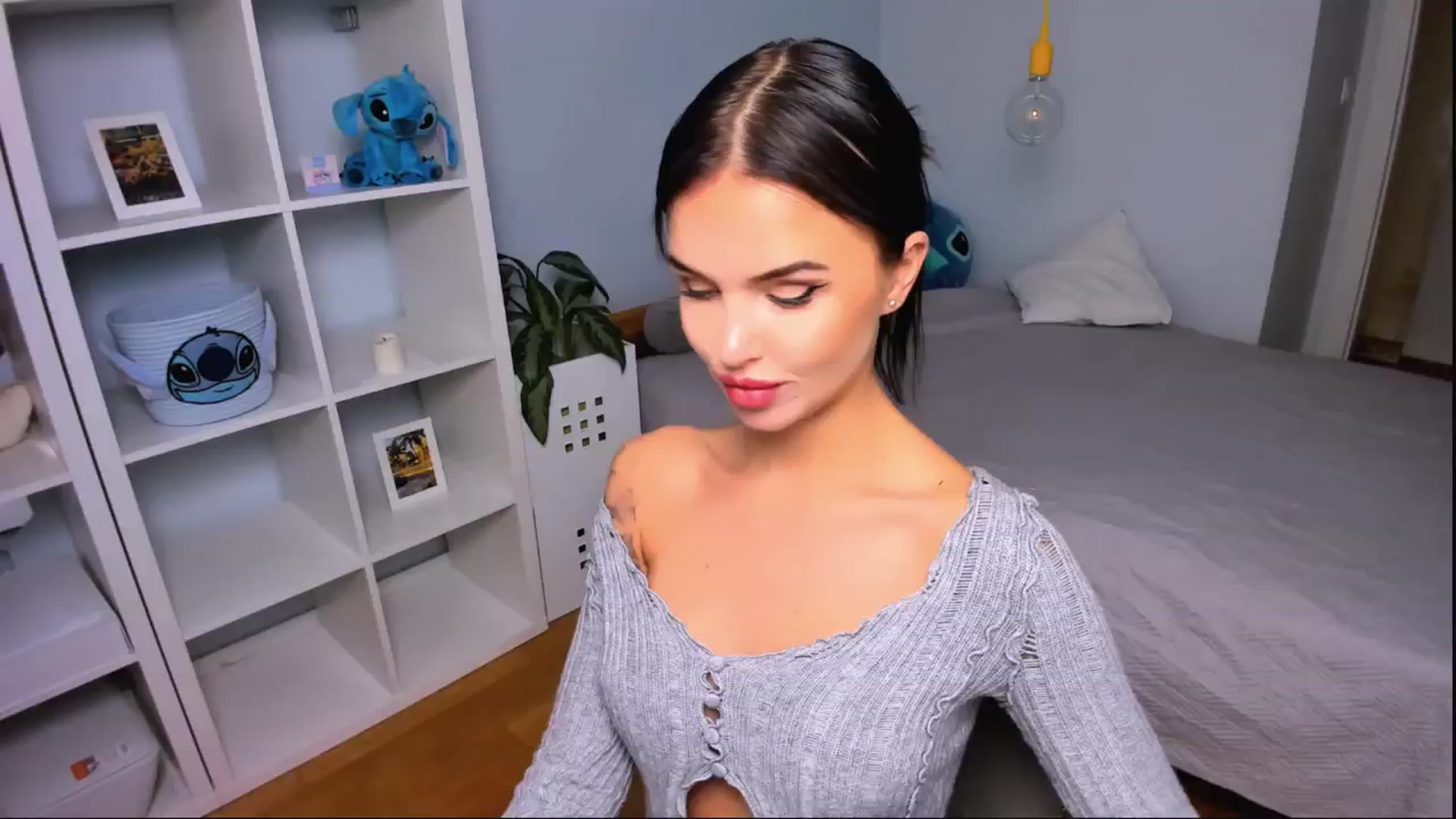 Gallery image thumbnail from Jennifercutie's myfreecams stream on, 10/02/2024, 14:36 image 12 of 20