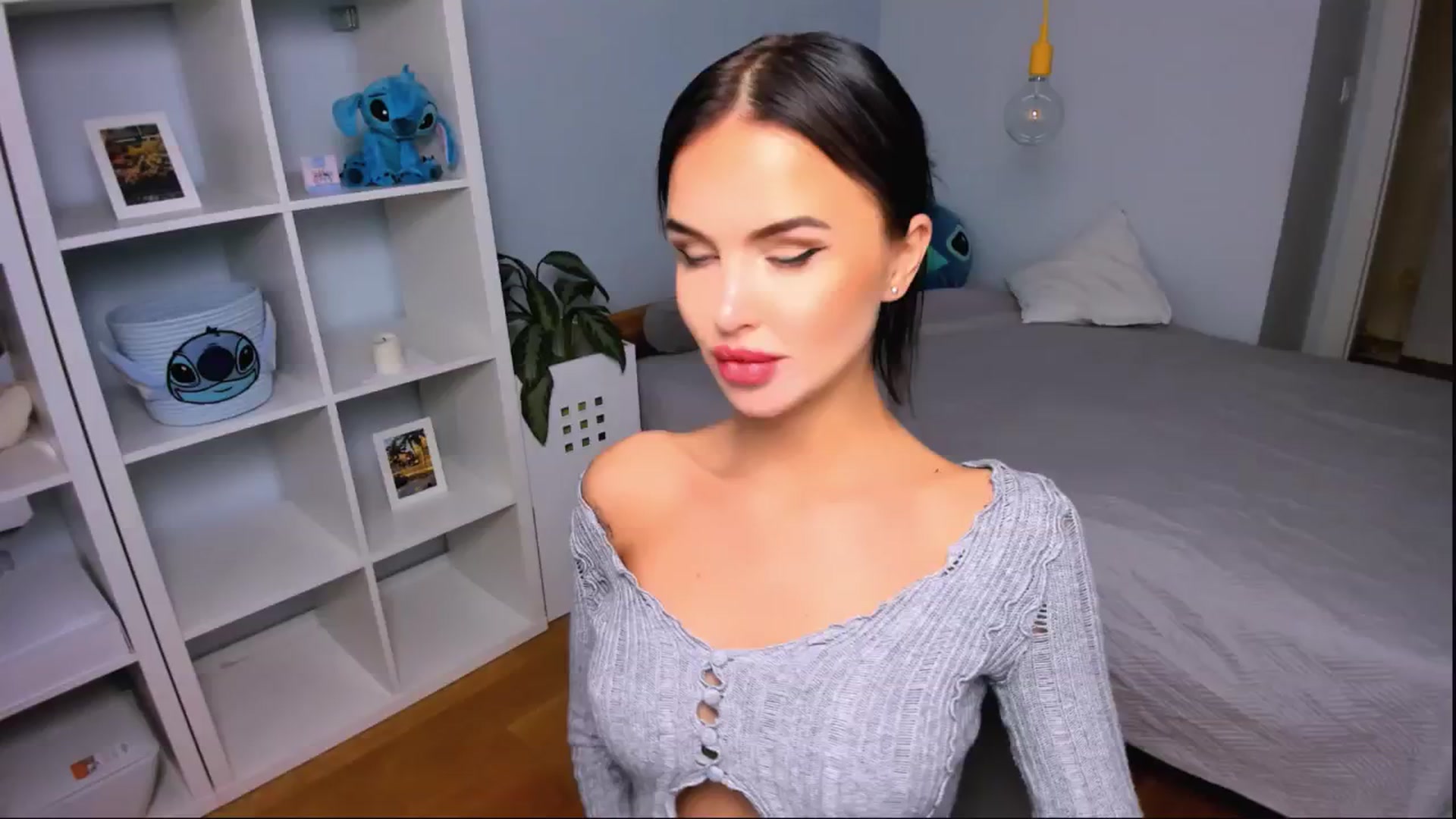 Gallery image thumbnail from Jennifercutie's myfreecams stream on, 10/02/2024, 14:36 image 2 of 20