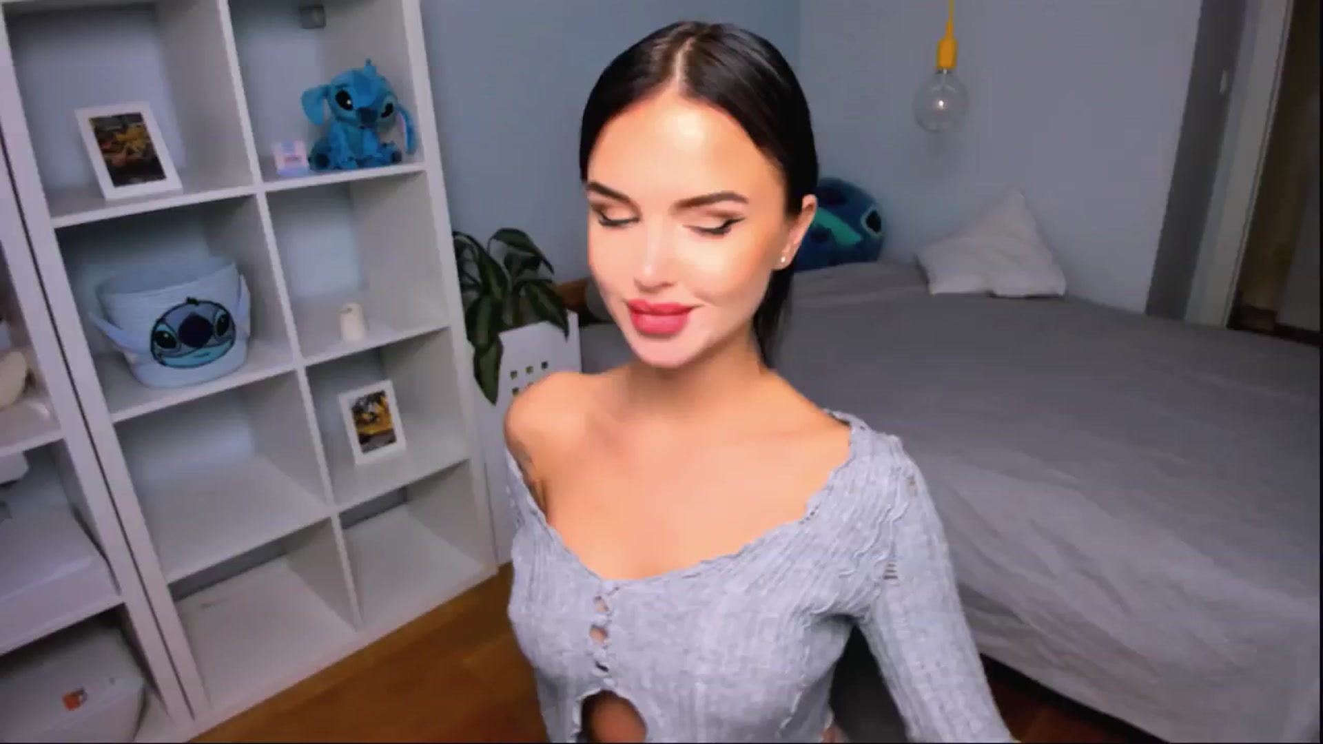 Gallery image thumbnail from Jennifercutie's myfreecams stream on, 10/02/2024, 14:36 image 4 of 20